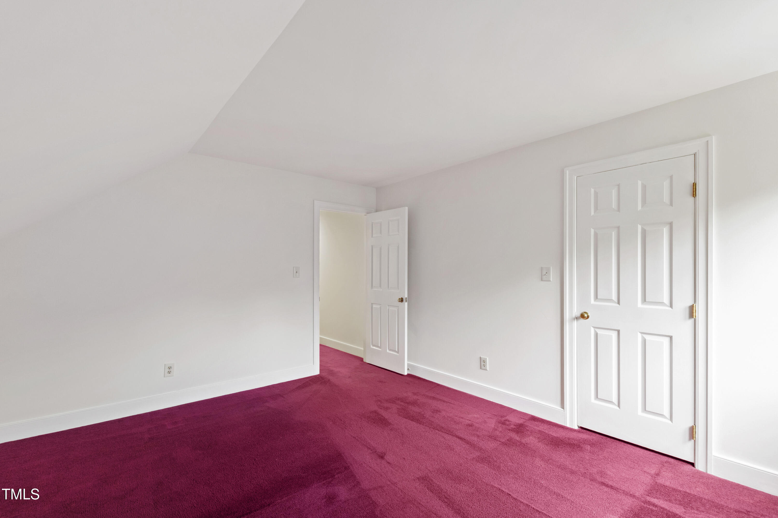 1409 Granada Drive
