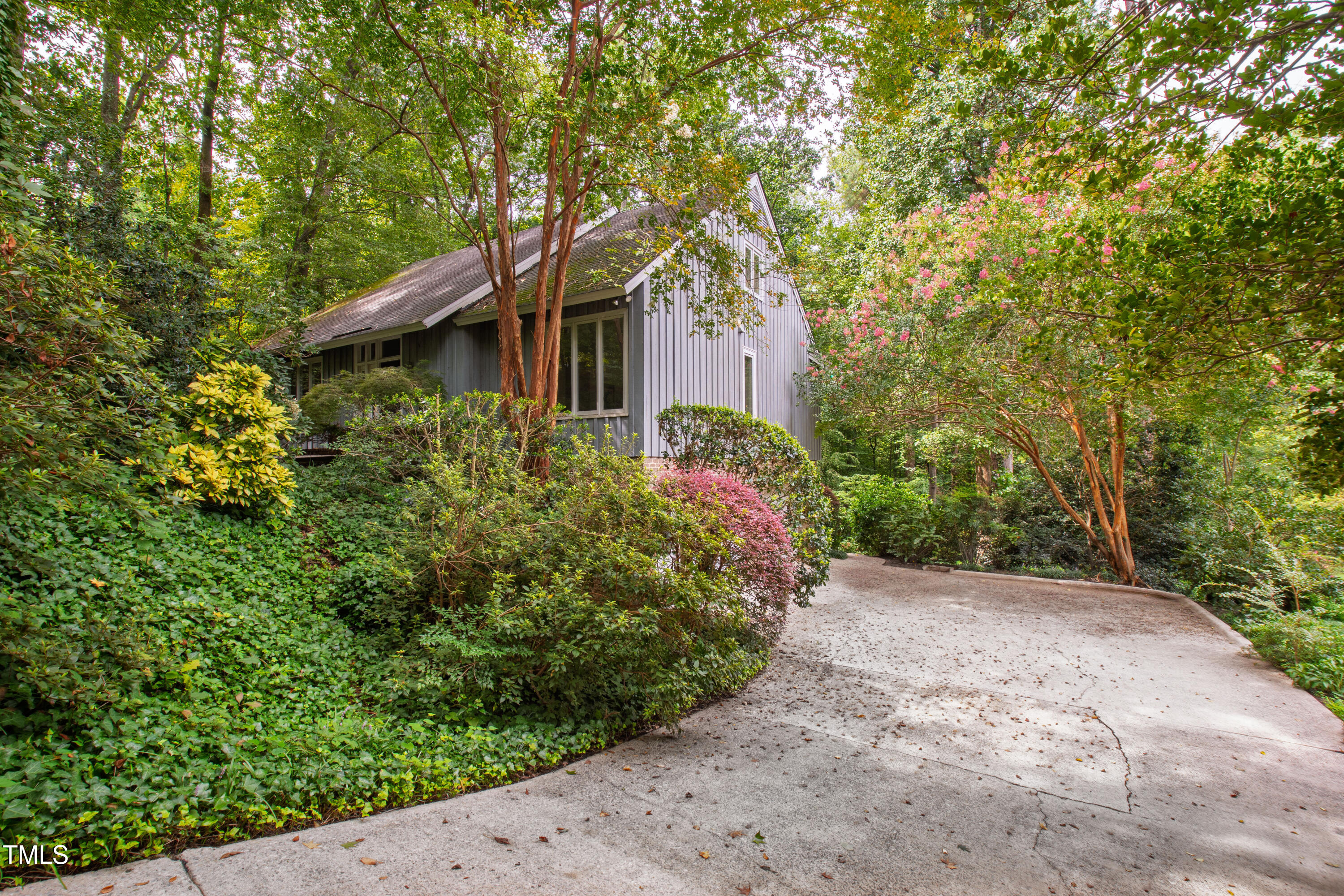 1409 Granada Drive