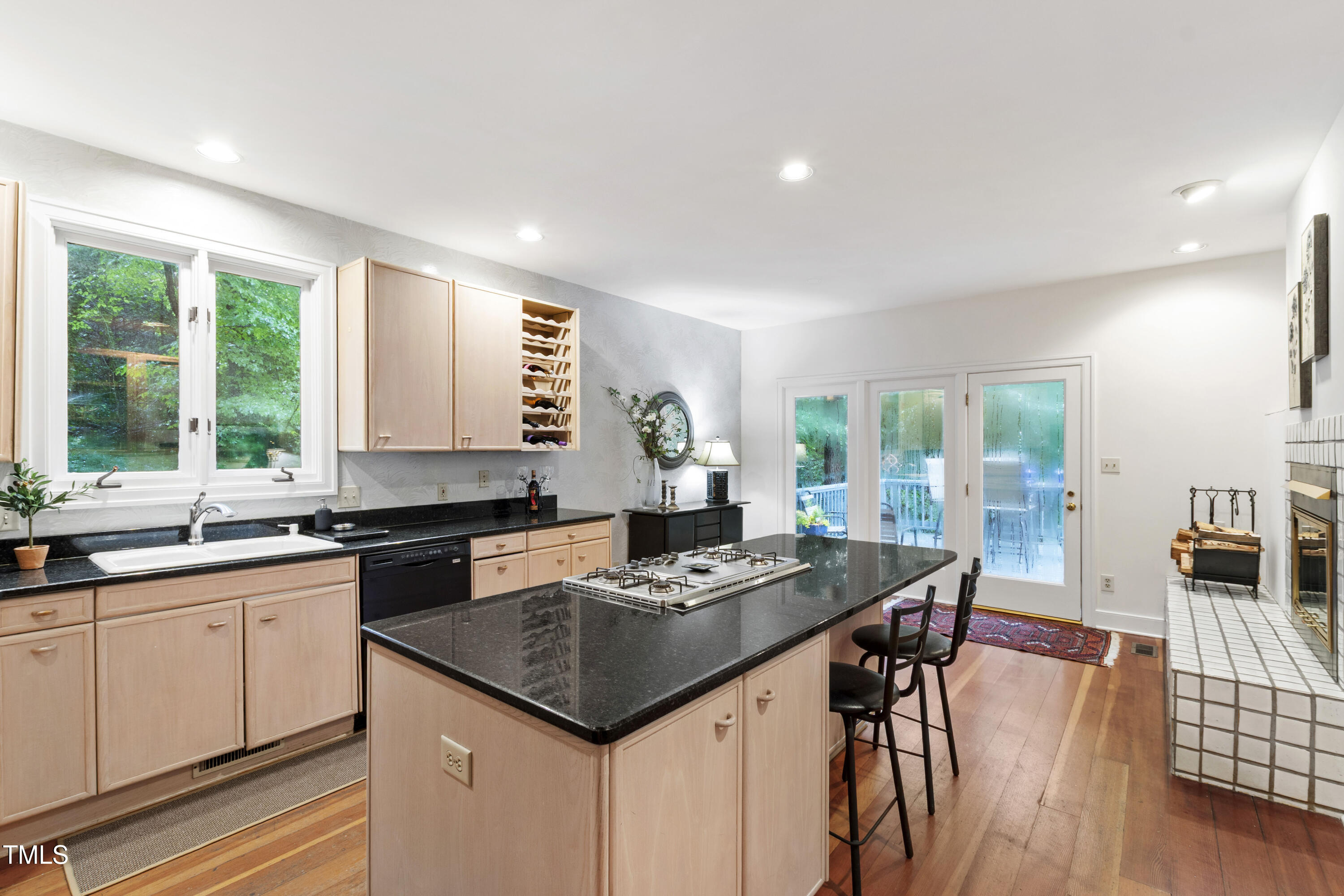 1409 Granada Drive
