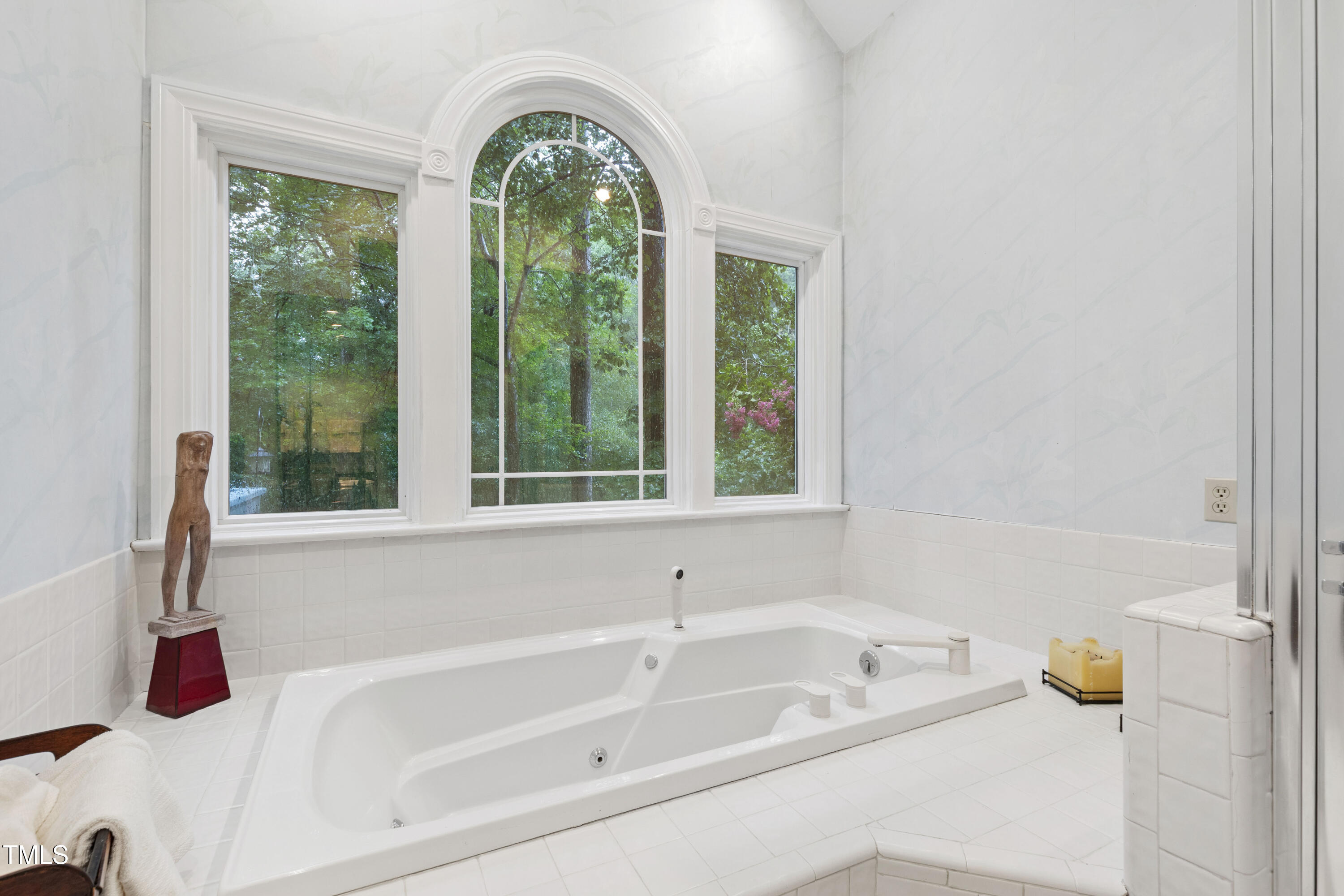 1409 Granada Drive