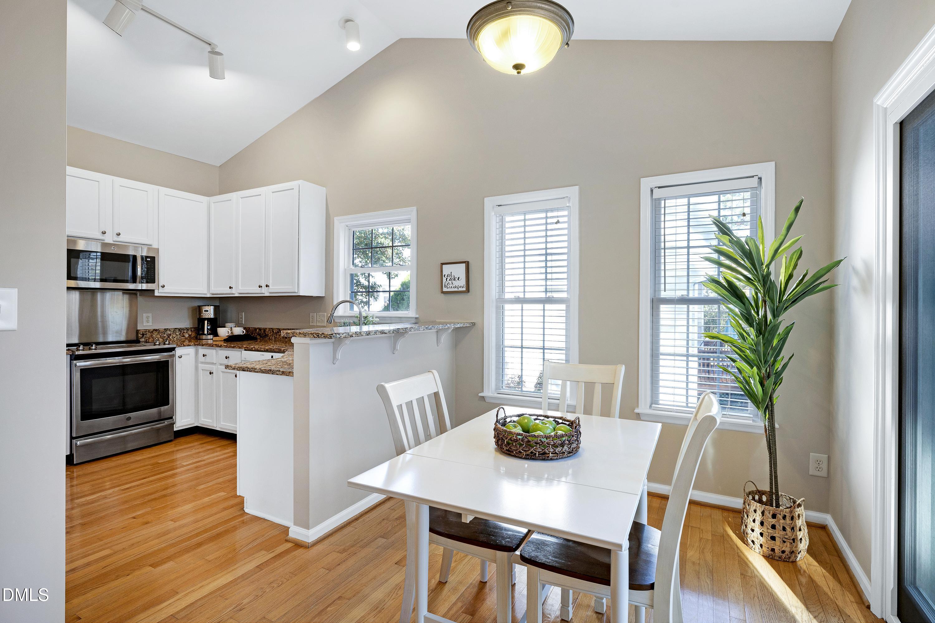 105 Grassy Ridge Court