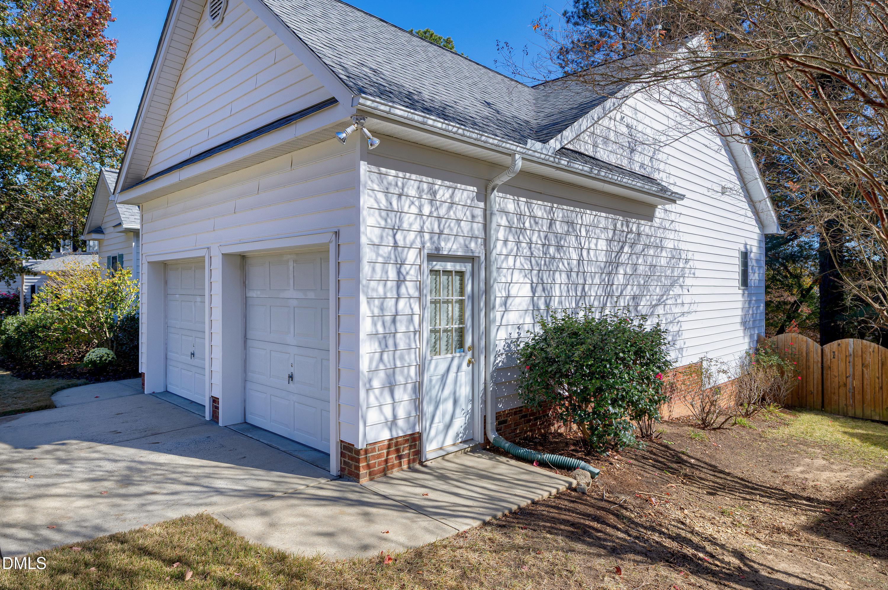 105 Grassy Ridge Court