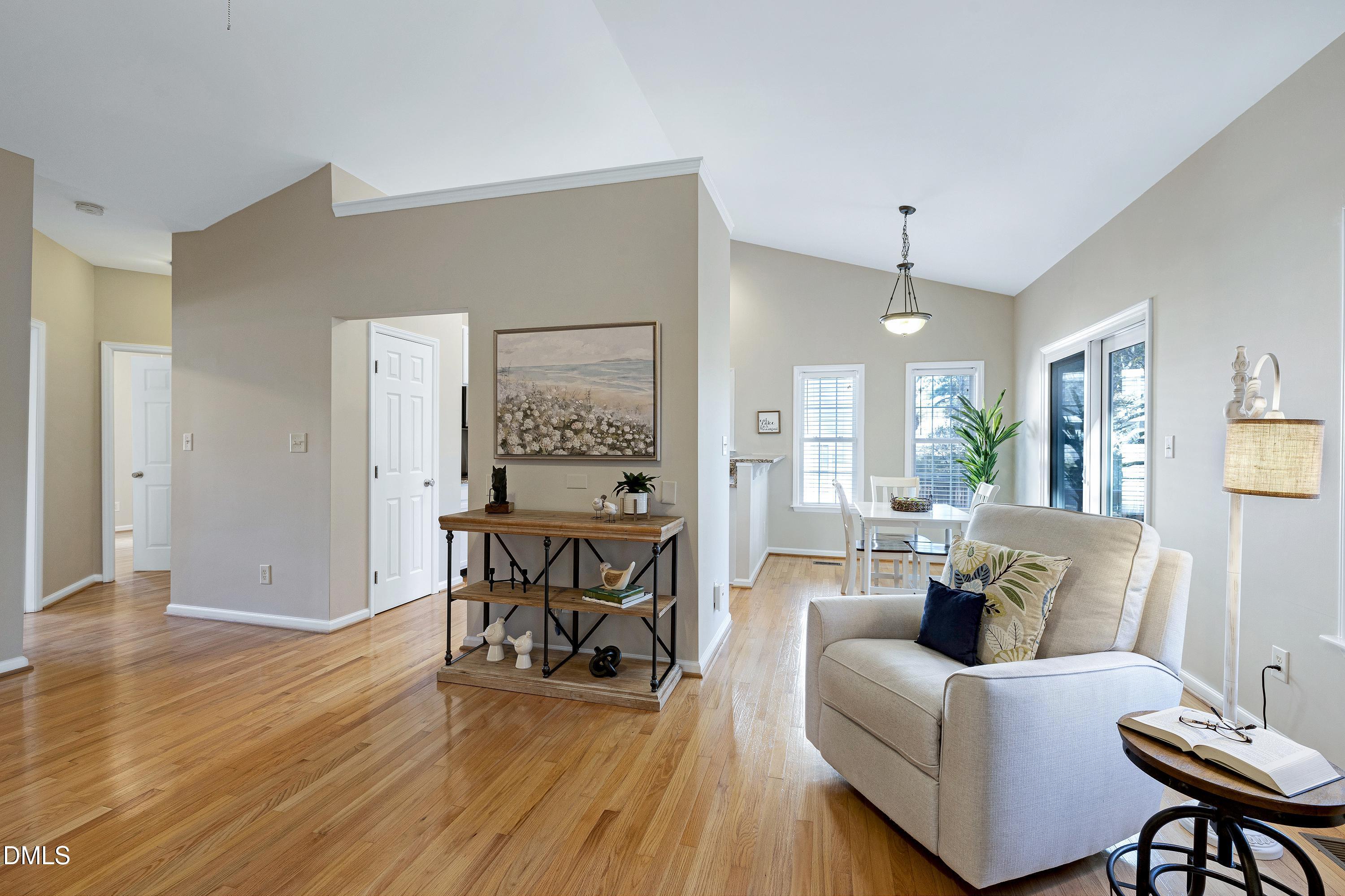 105 Grassy Ridge Court