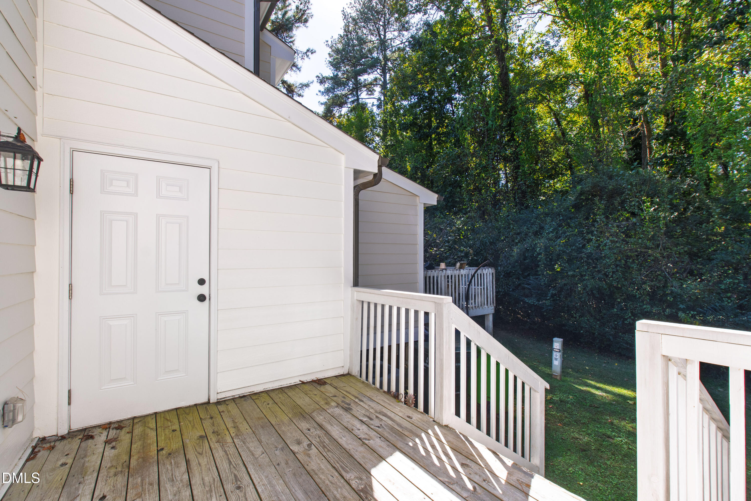 2824 Wayland Drive
