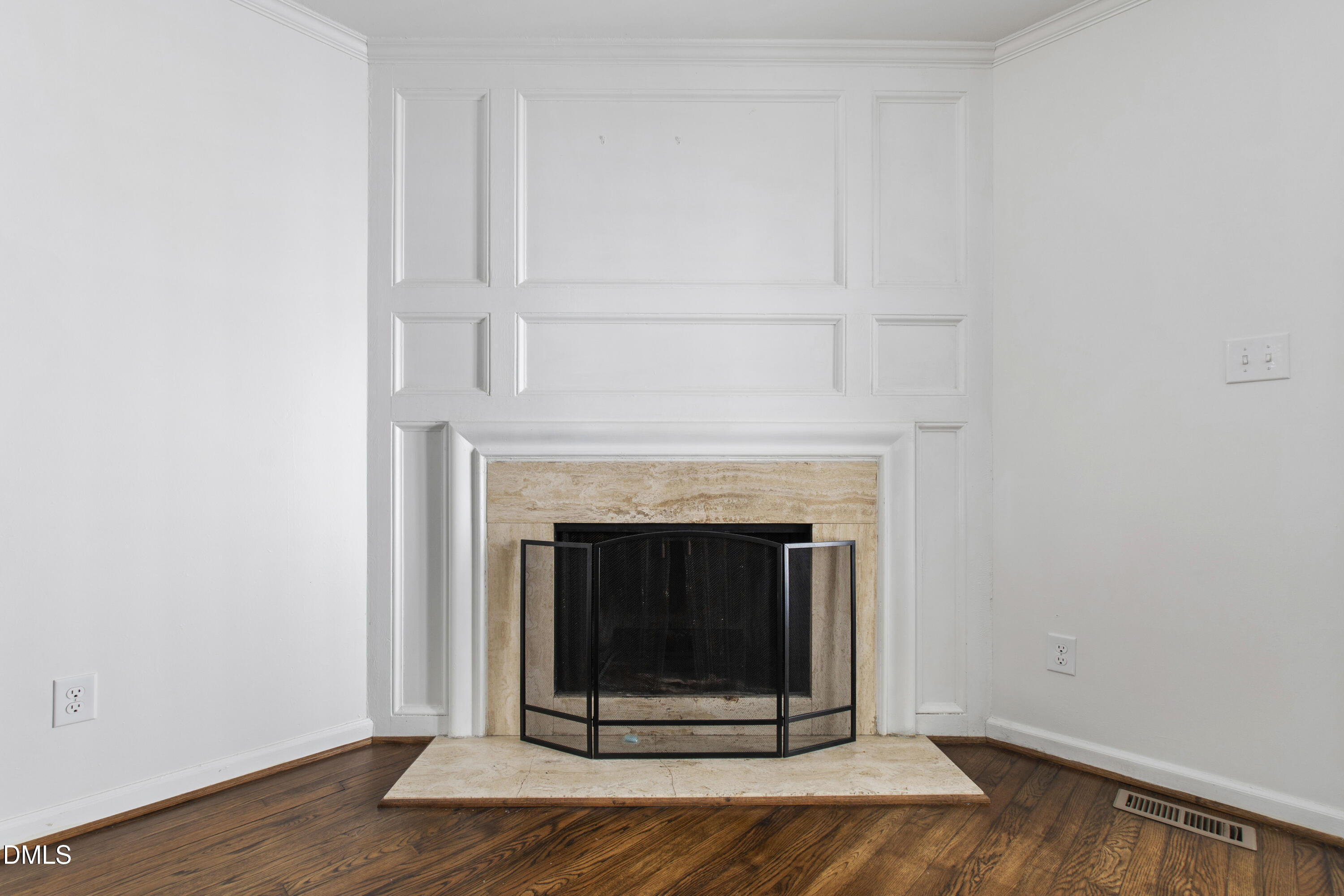 2824 Wayland Drive
