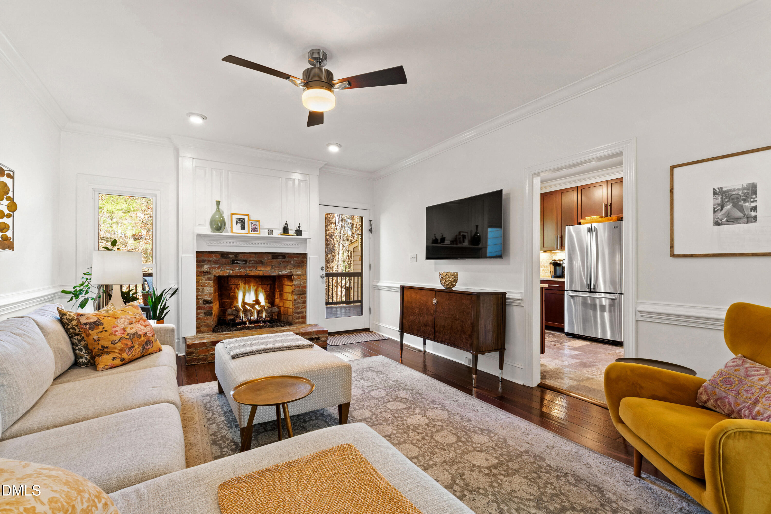 6840 Gloucester Road