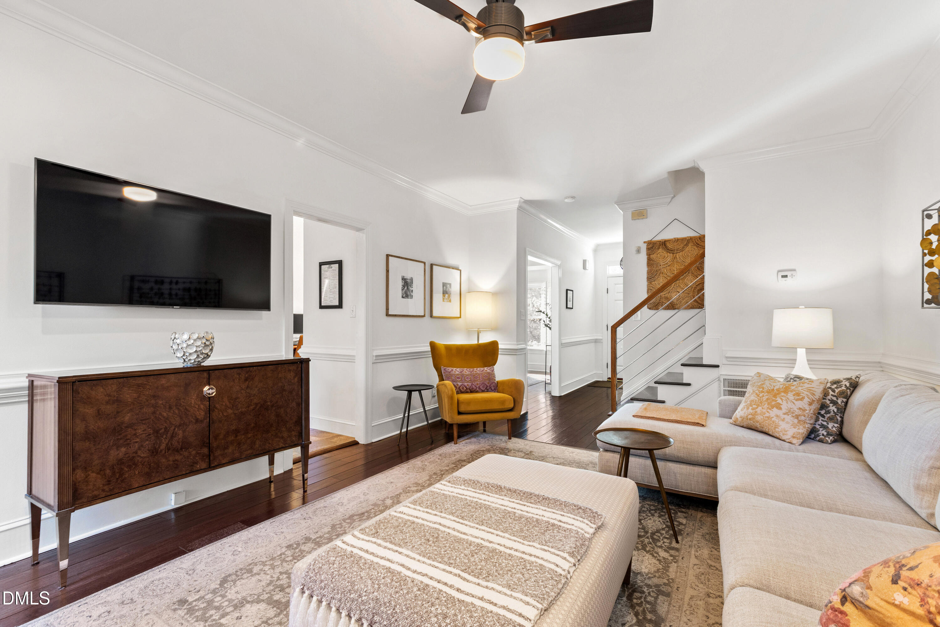 6840 Gloucester Road