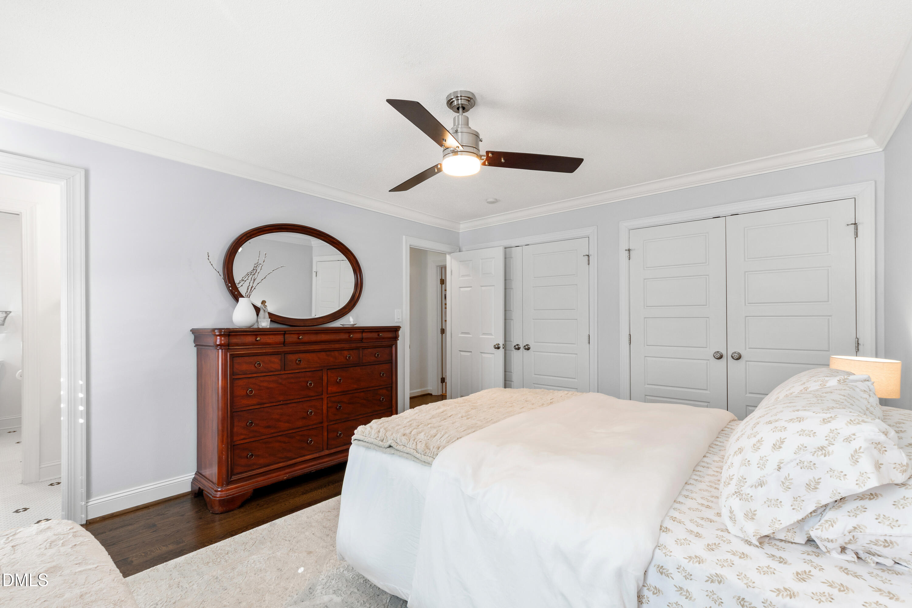 6840 Gloucester Road