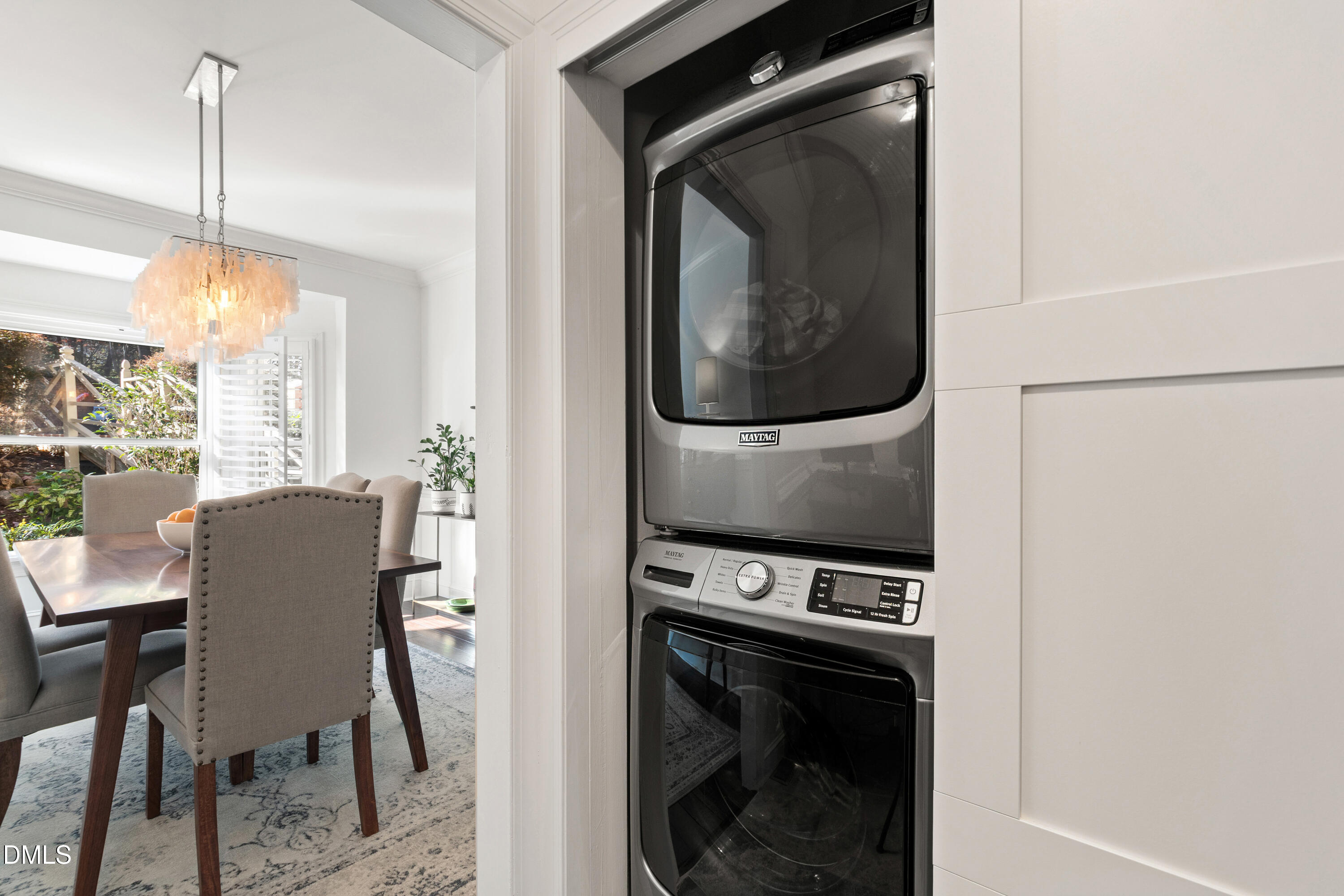 6840 Gloucester Road