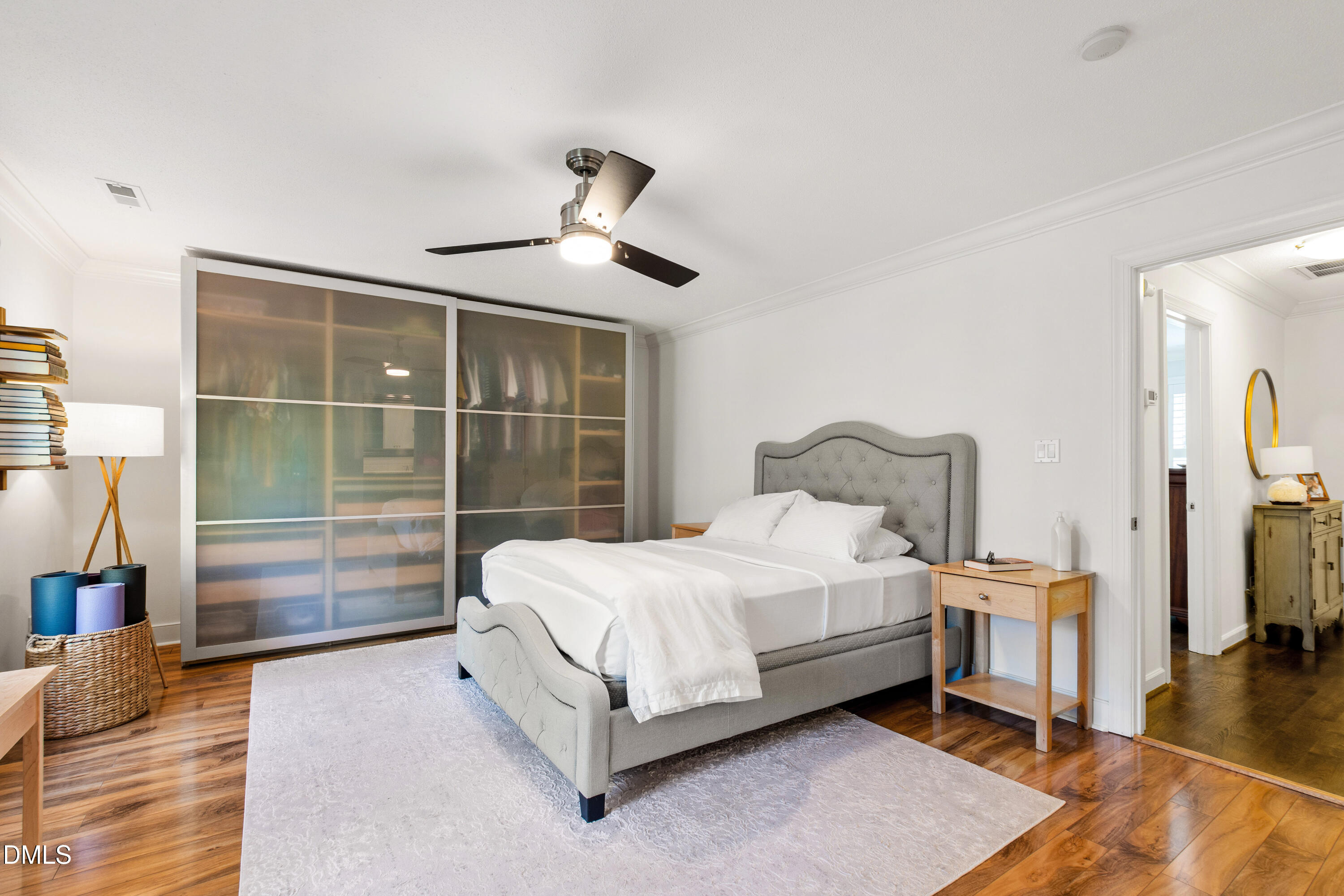 6840 Gloucester Road