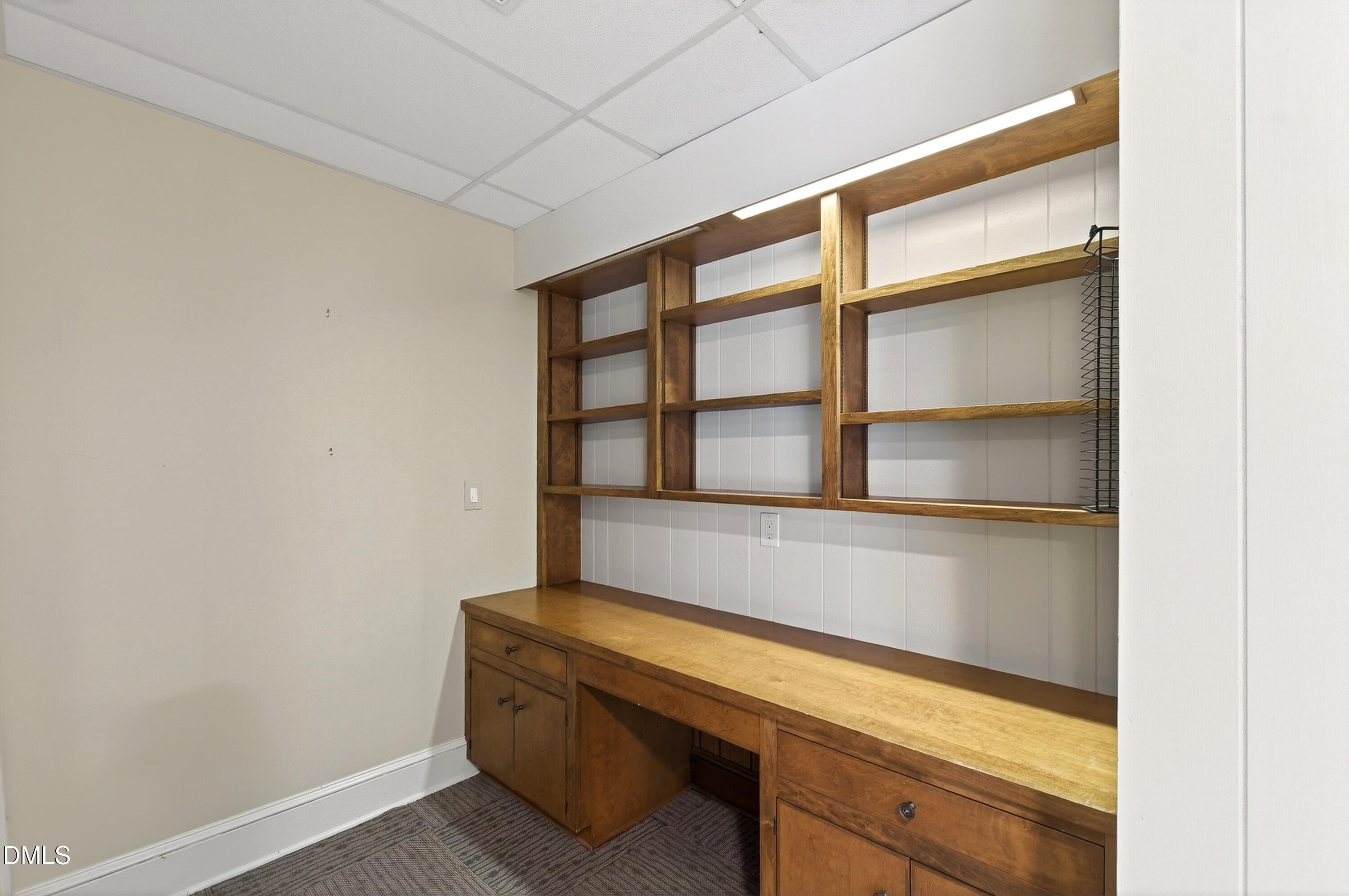 5515 Lambshire Drive