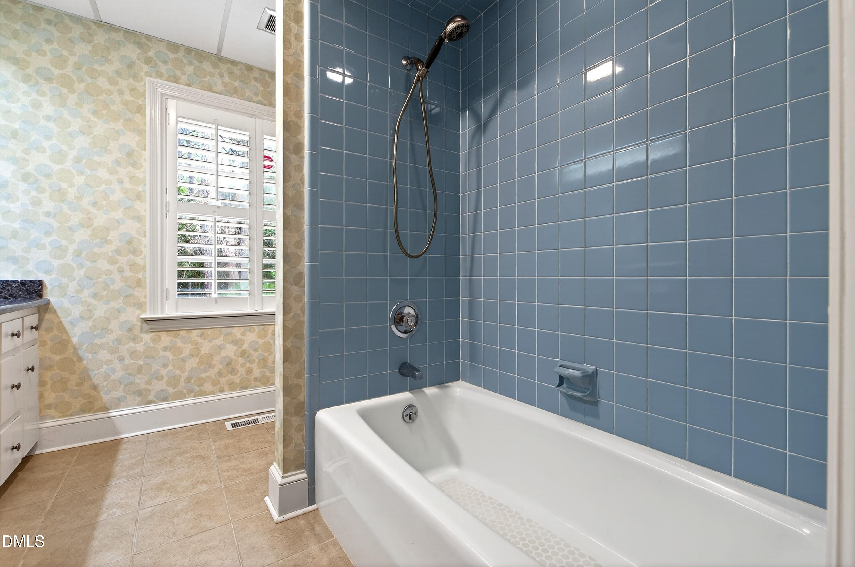 5515 Lambshire Drive