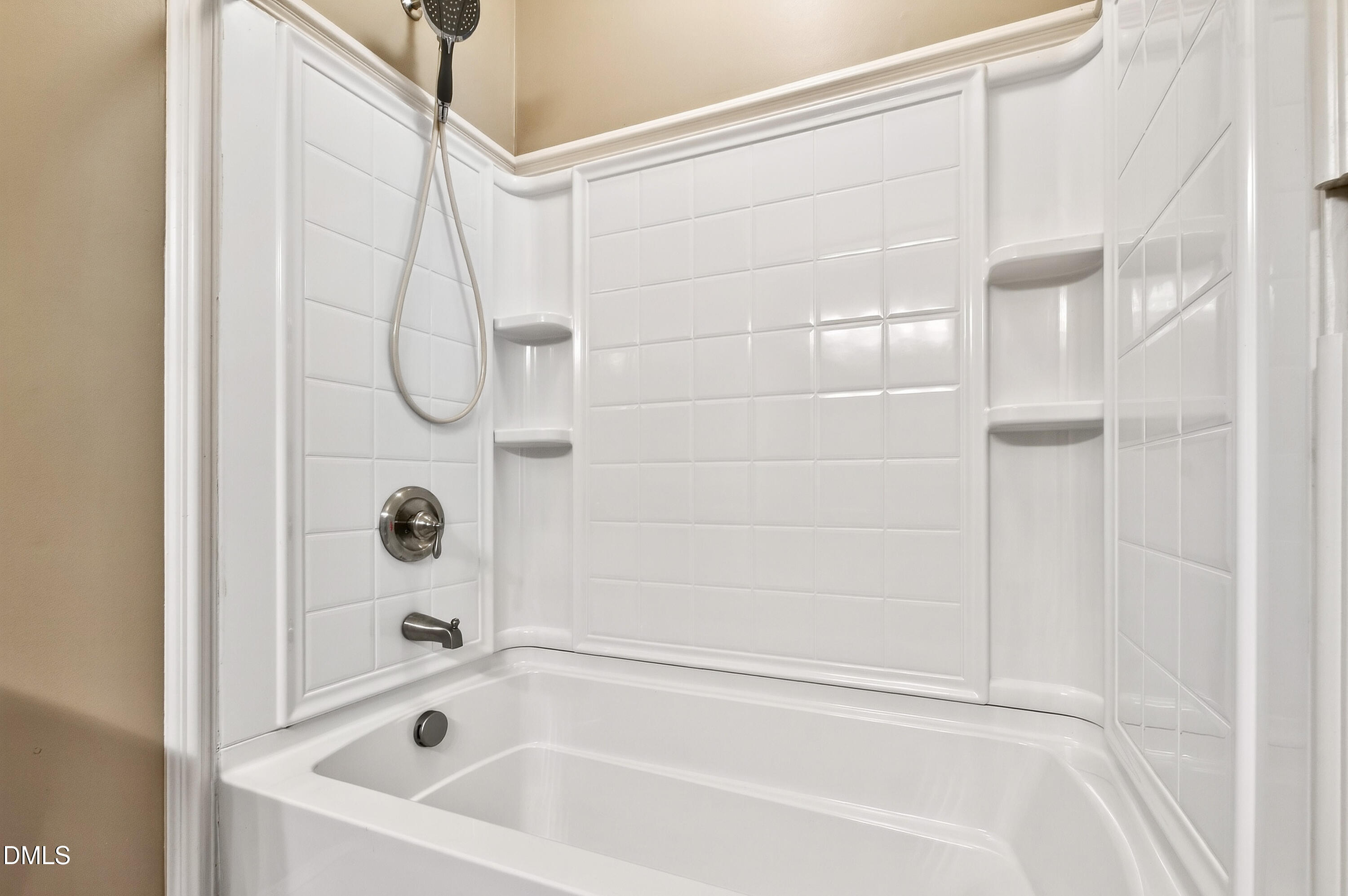 5515 Lambshire Drive