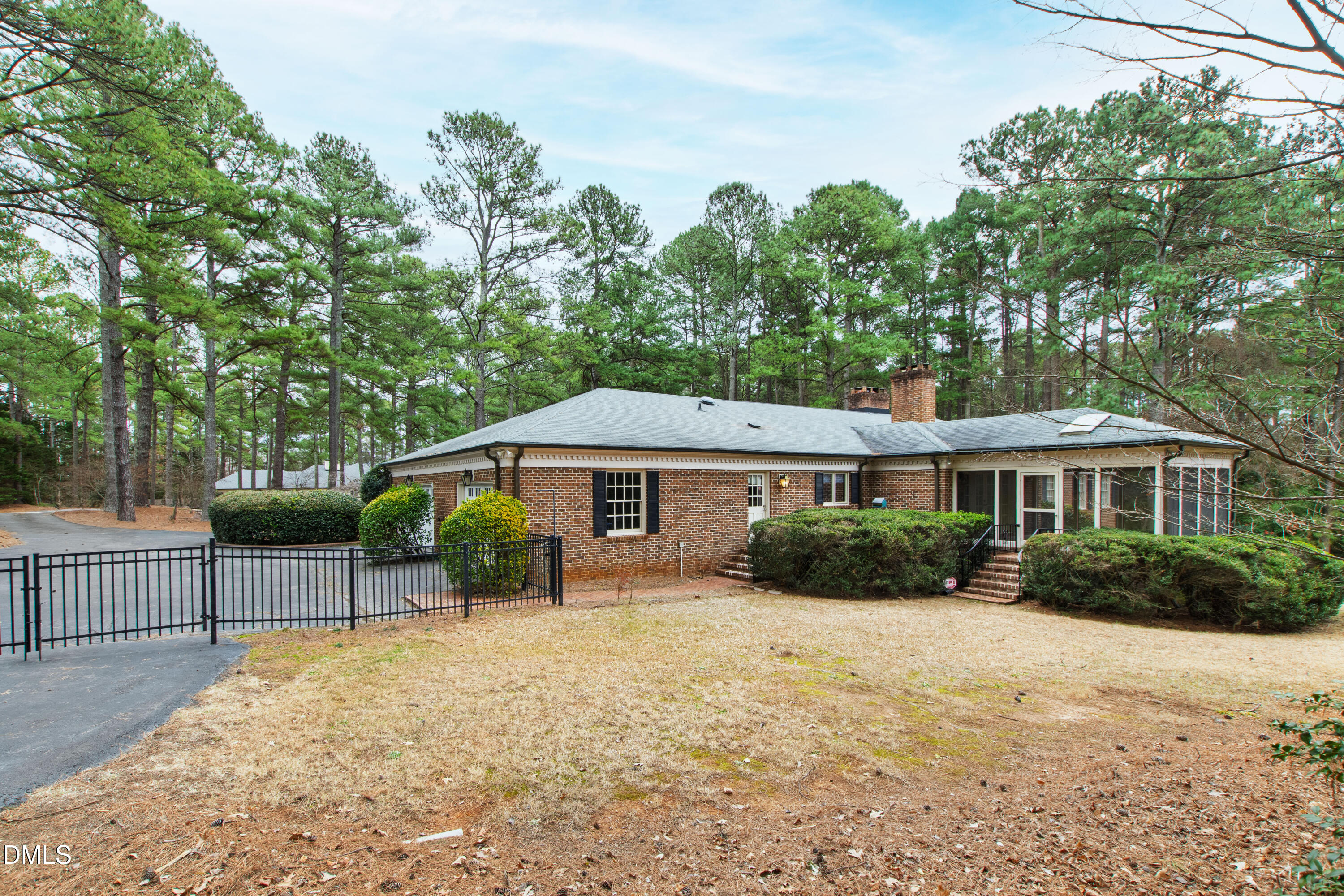 5515 Lambshire Drive