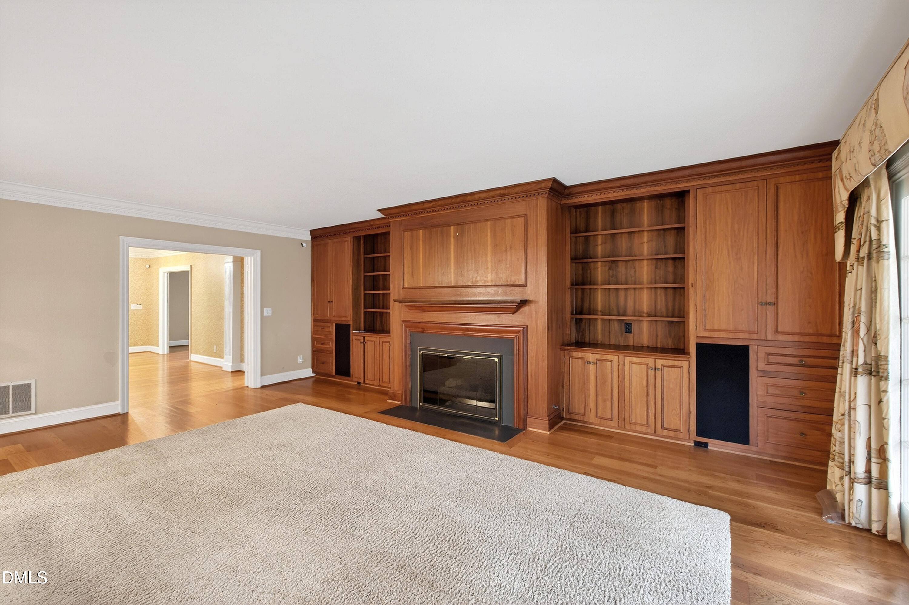 5515 Lambshire Drive