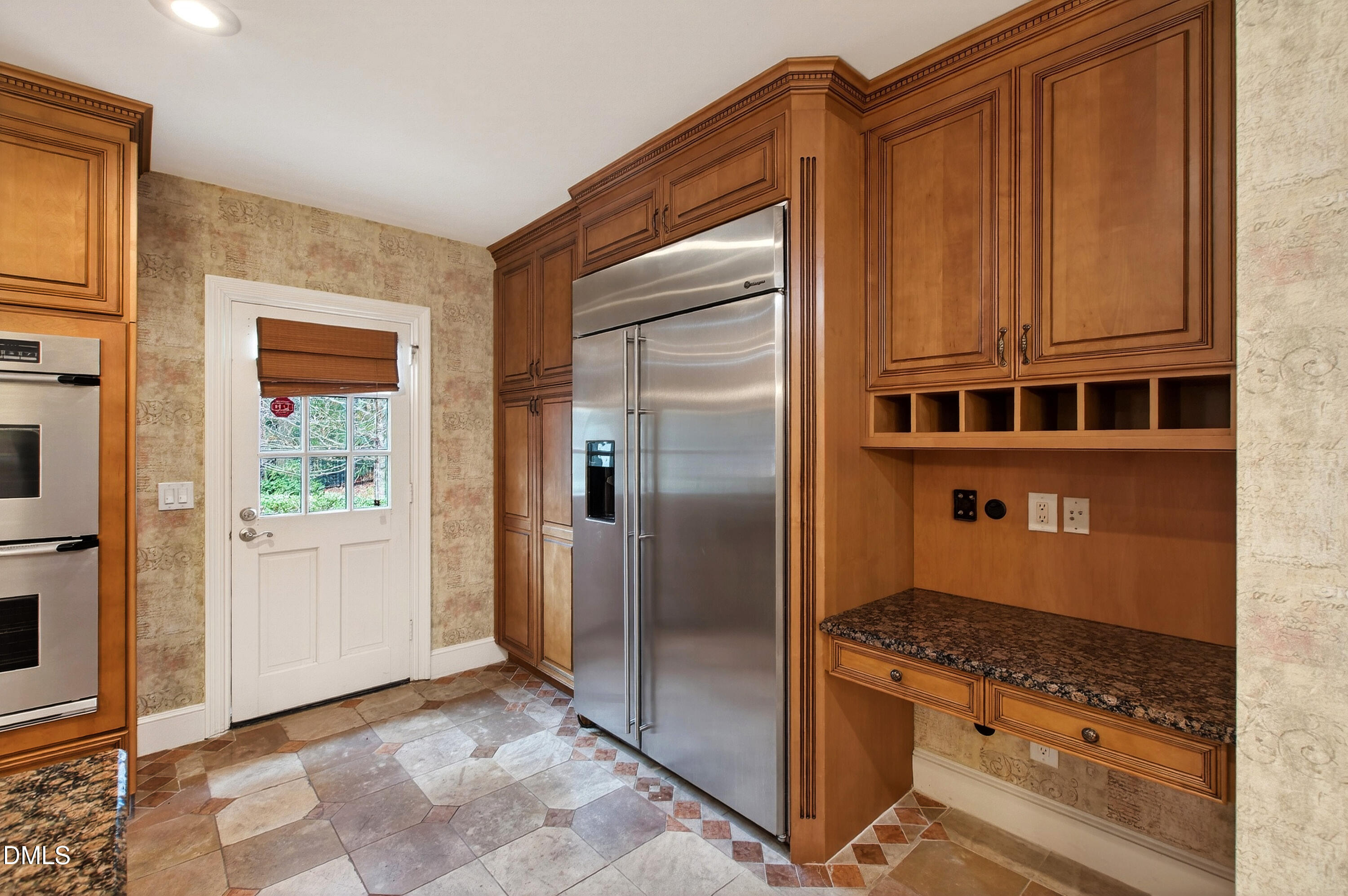 5515 Lambshire Drive