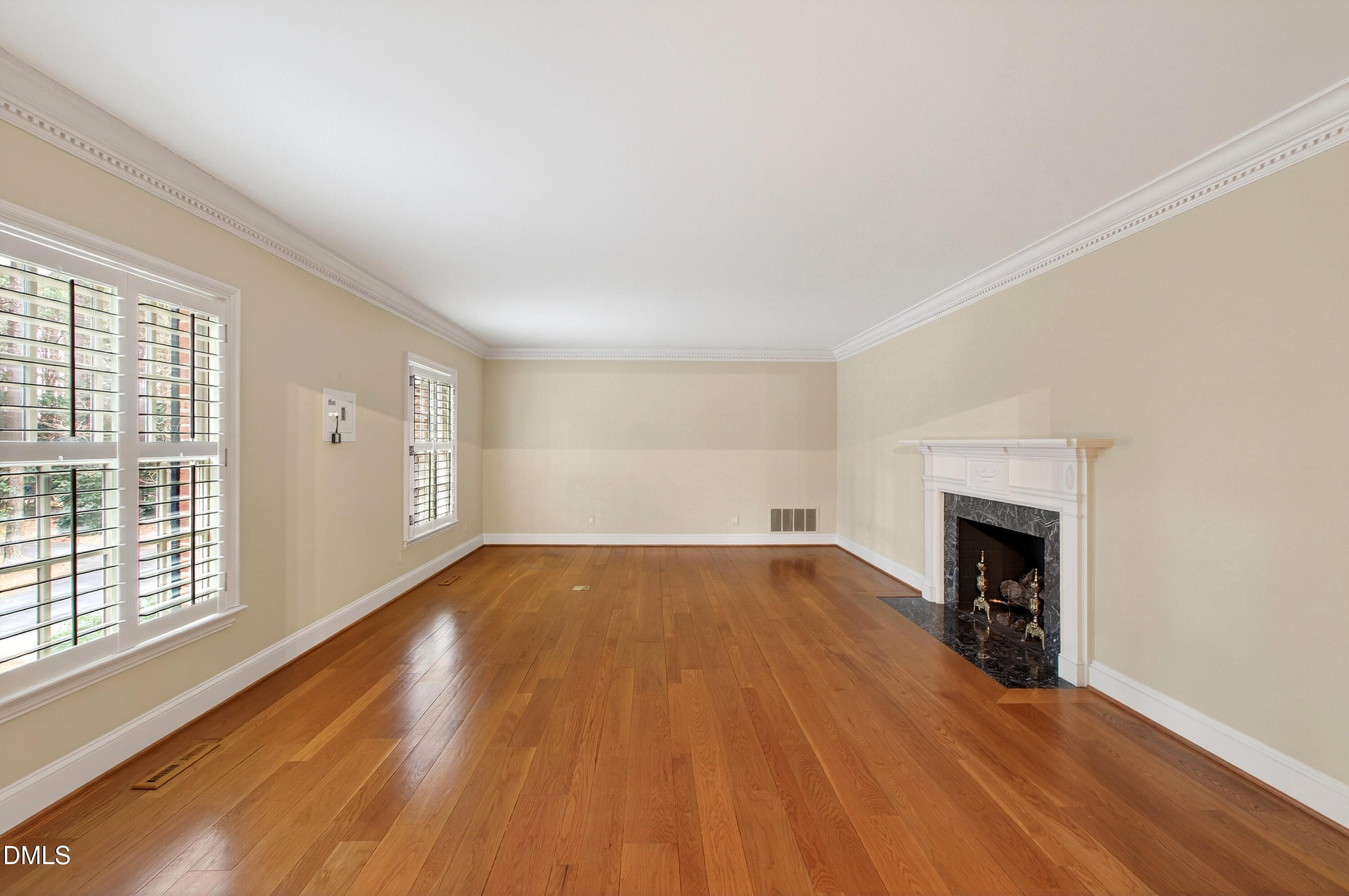 5515 Lambshire Drive