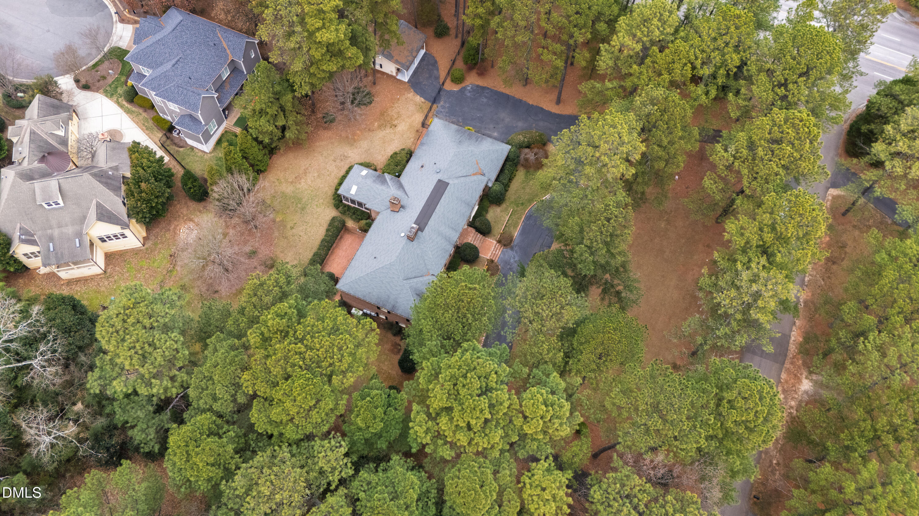 5515 Lambshire Drive