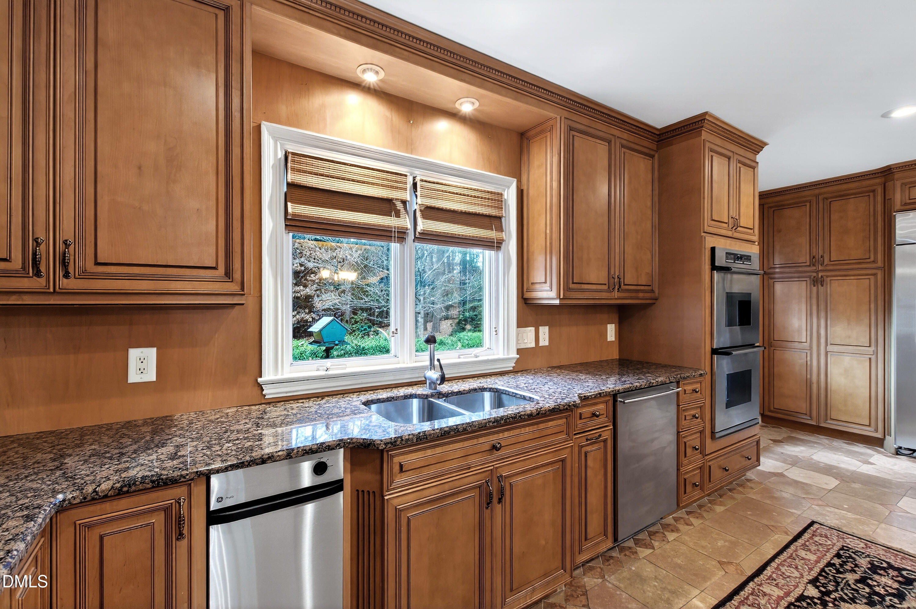 5515 Lambshire Drive