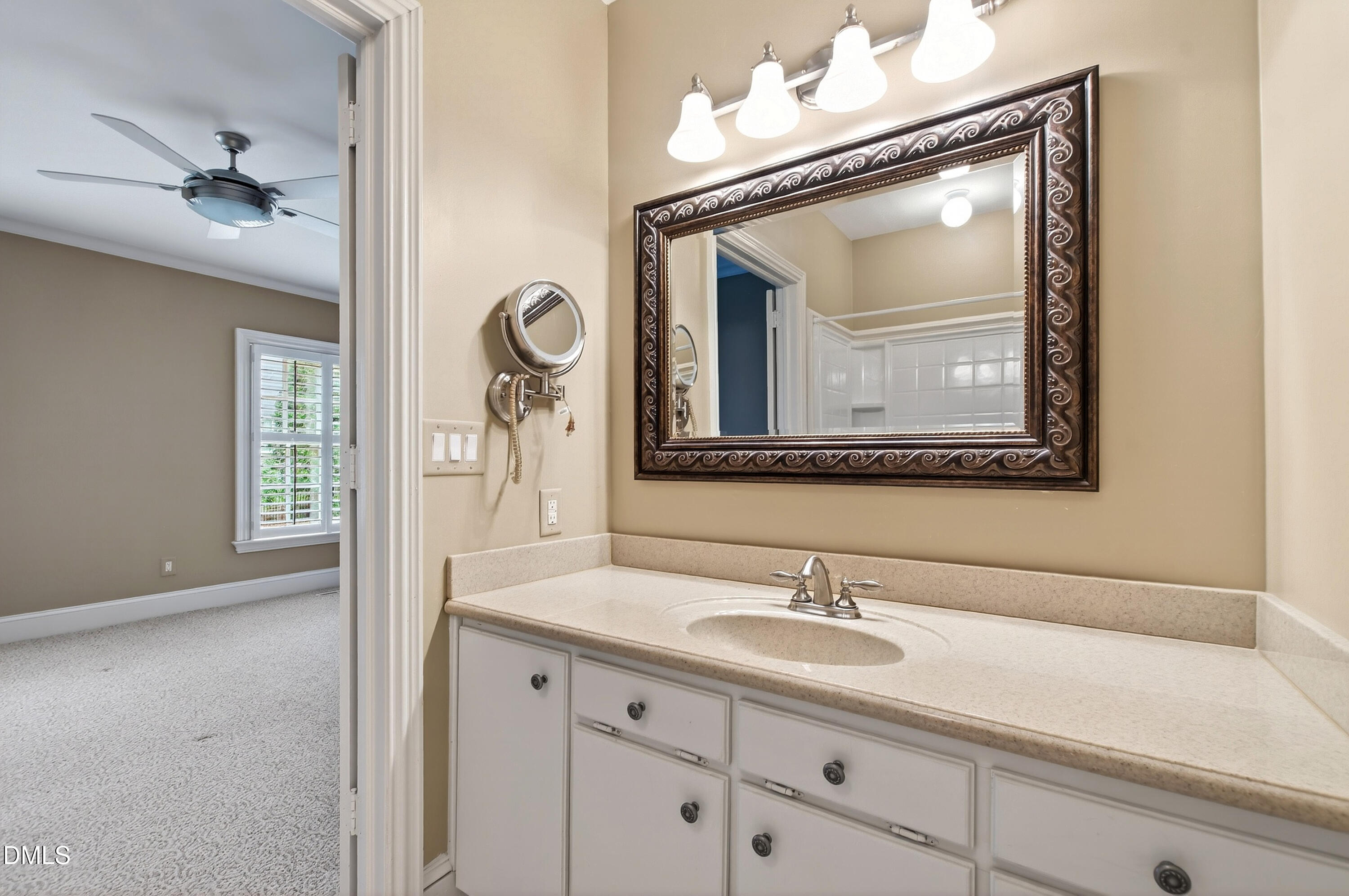 5515 Lambshire Drive