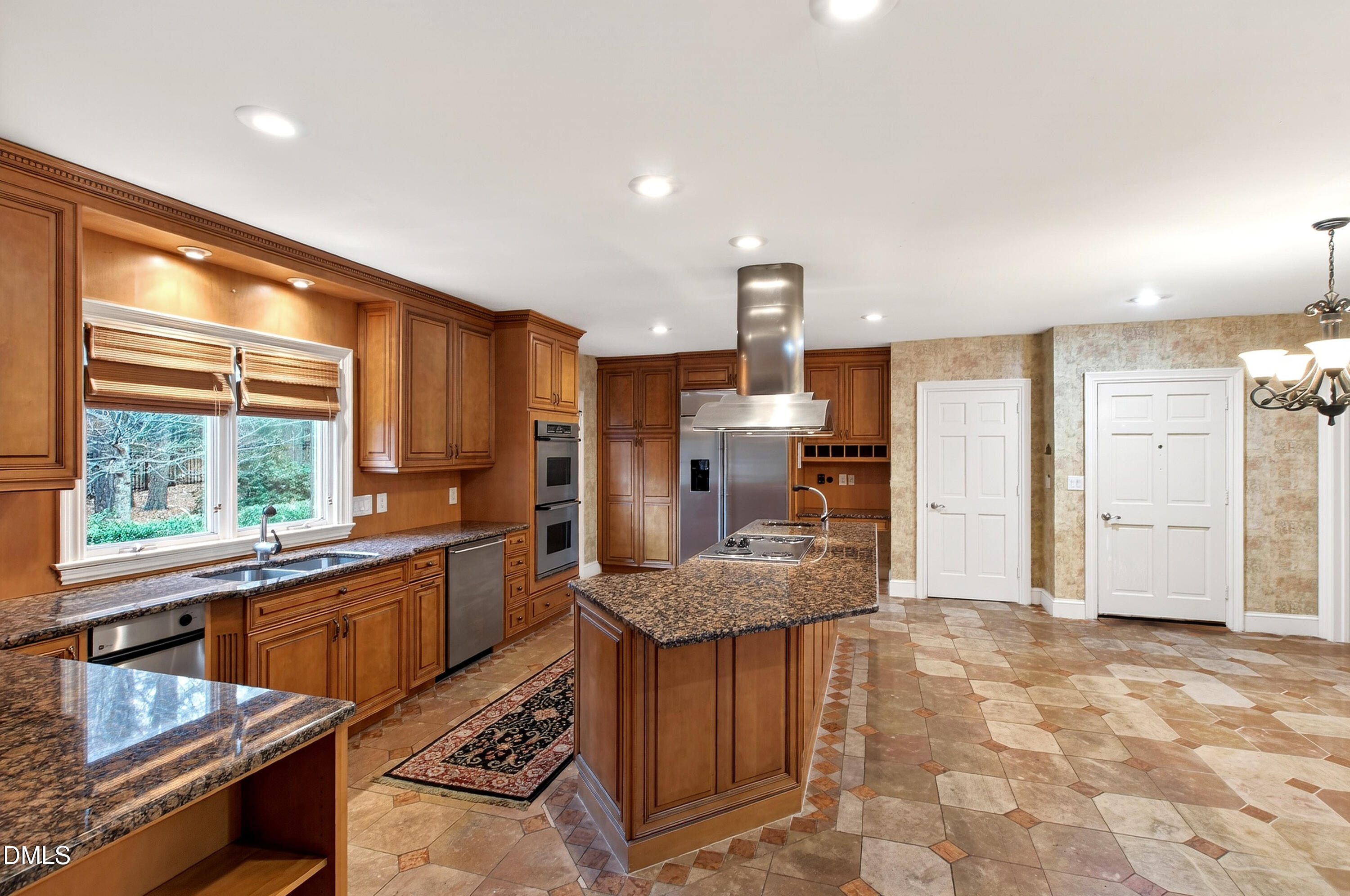 5515 Lambshire Drive