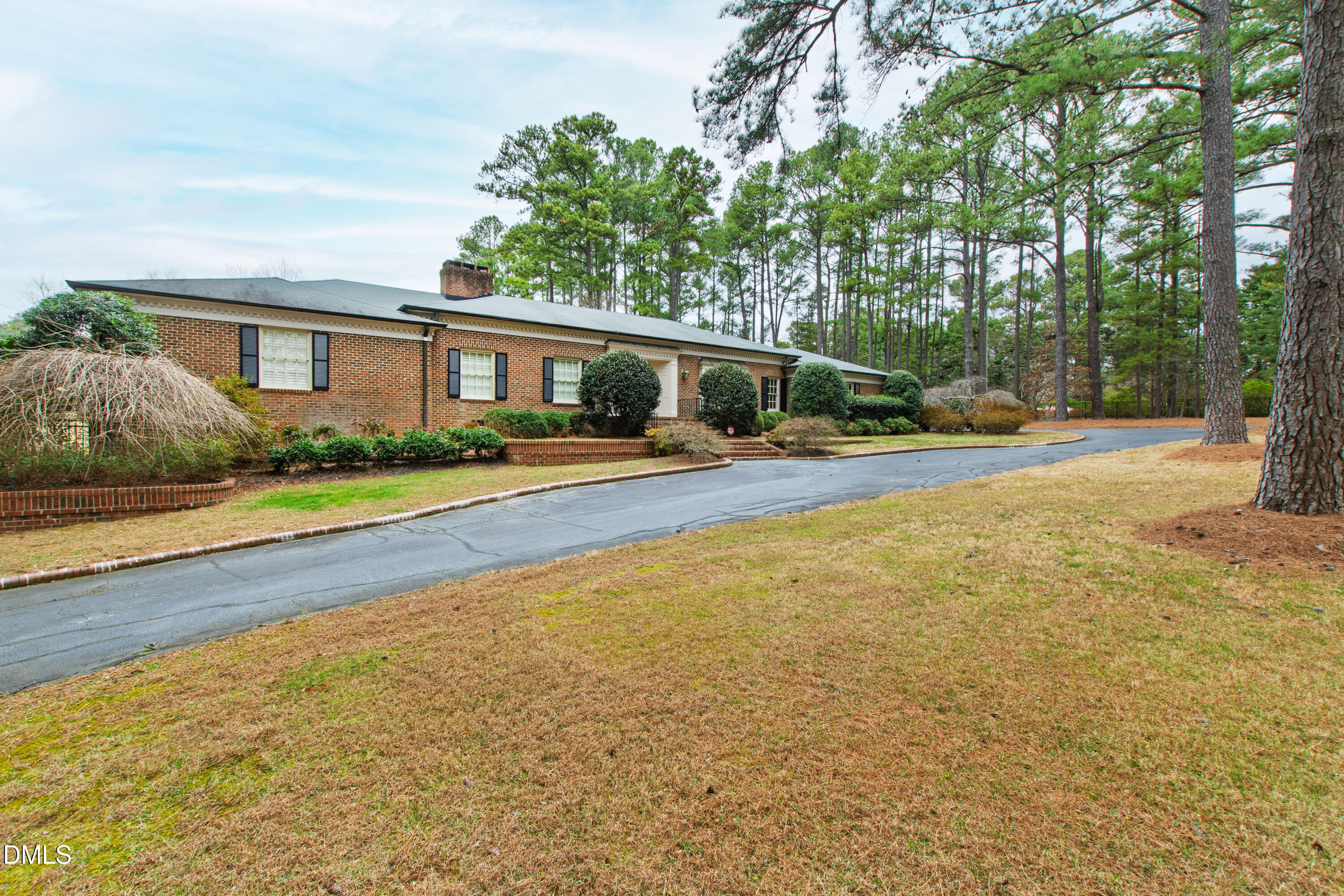 5515 Lambshire Drive