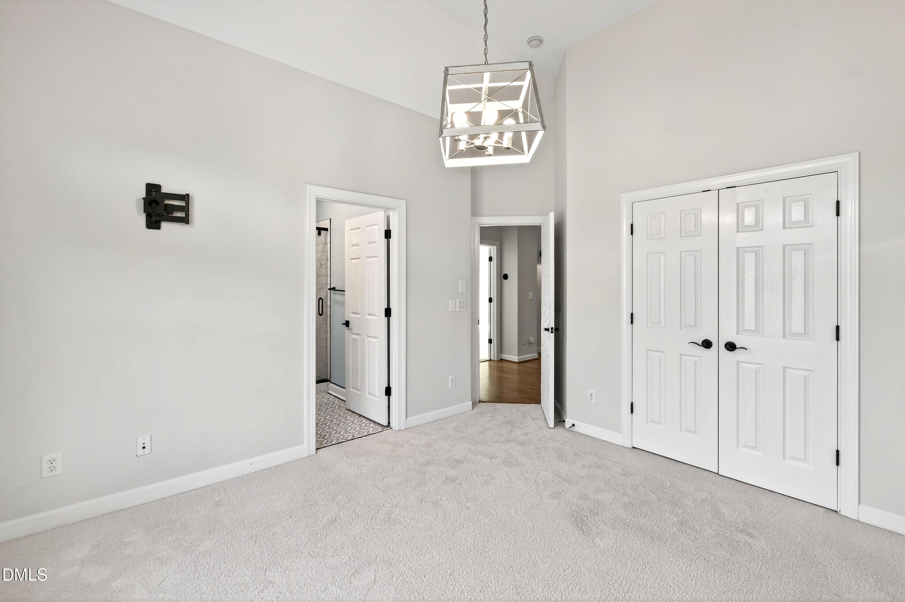 307 Lantern Ridge Lane