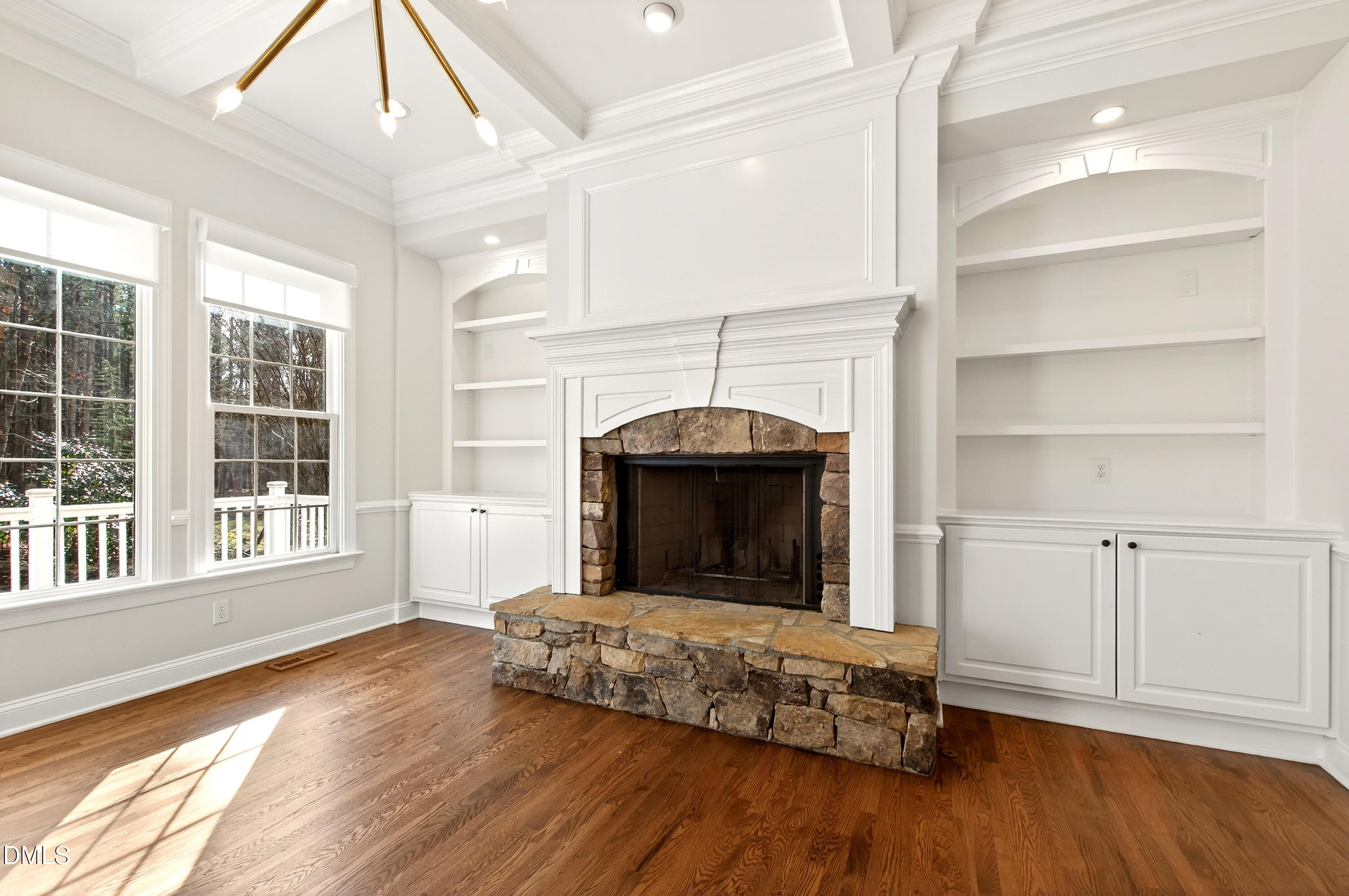 307 Lantern Ridge Lane