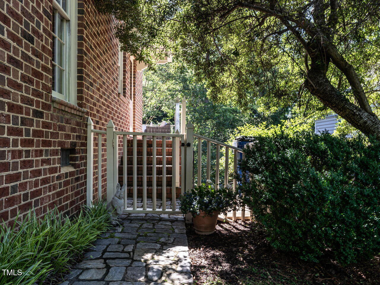 815 Marlowe Road # 10