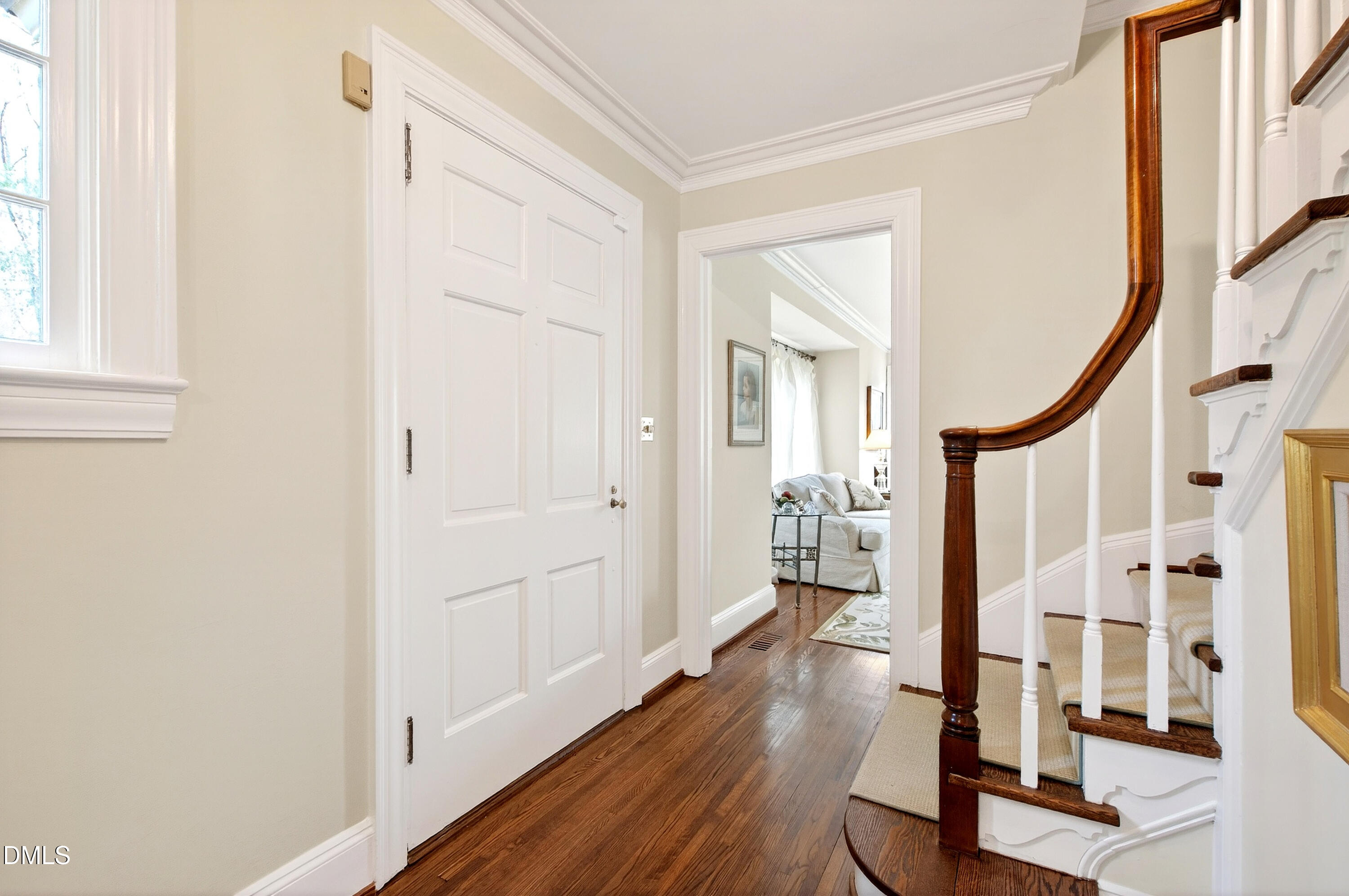 223 Hillcrest Circle