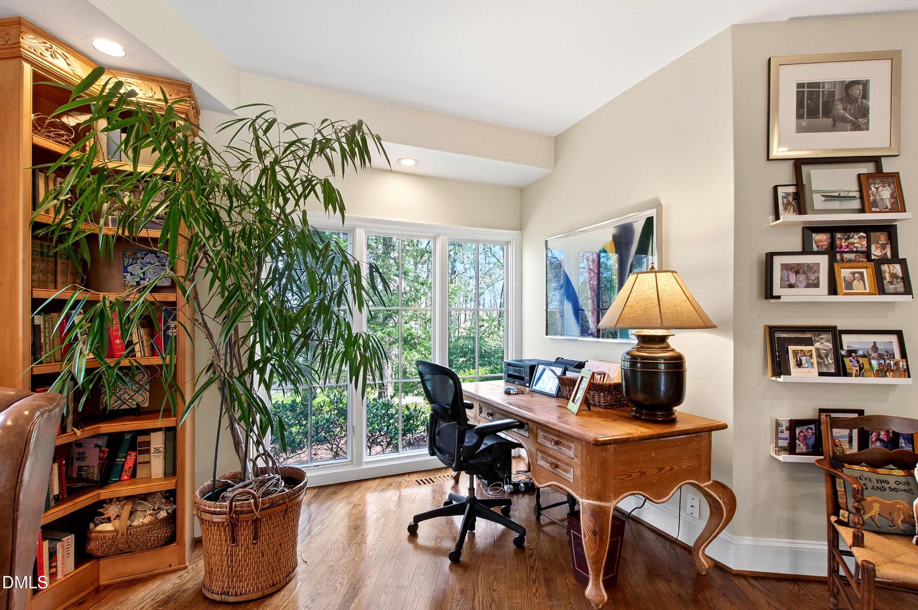 223 Hillcrest Circle