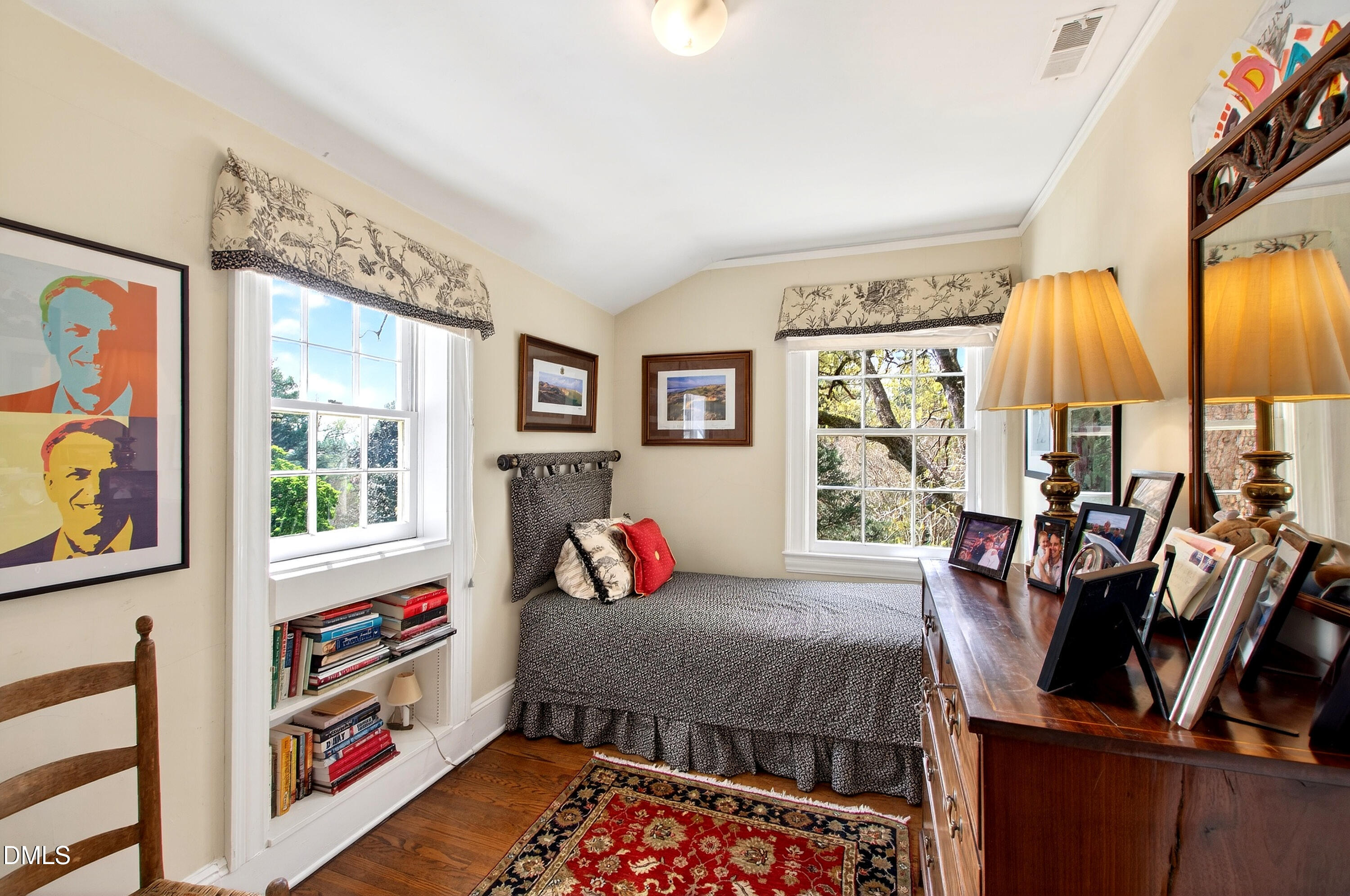 223 Hillcrest Circle