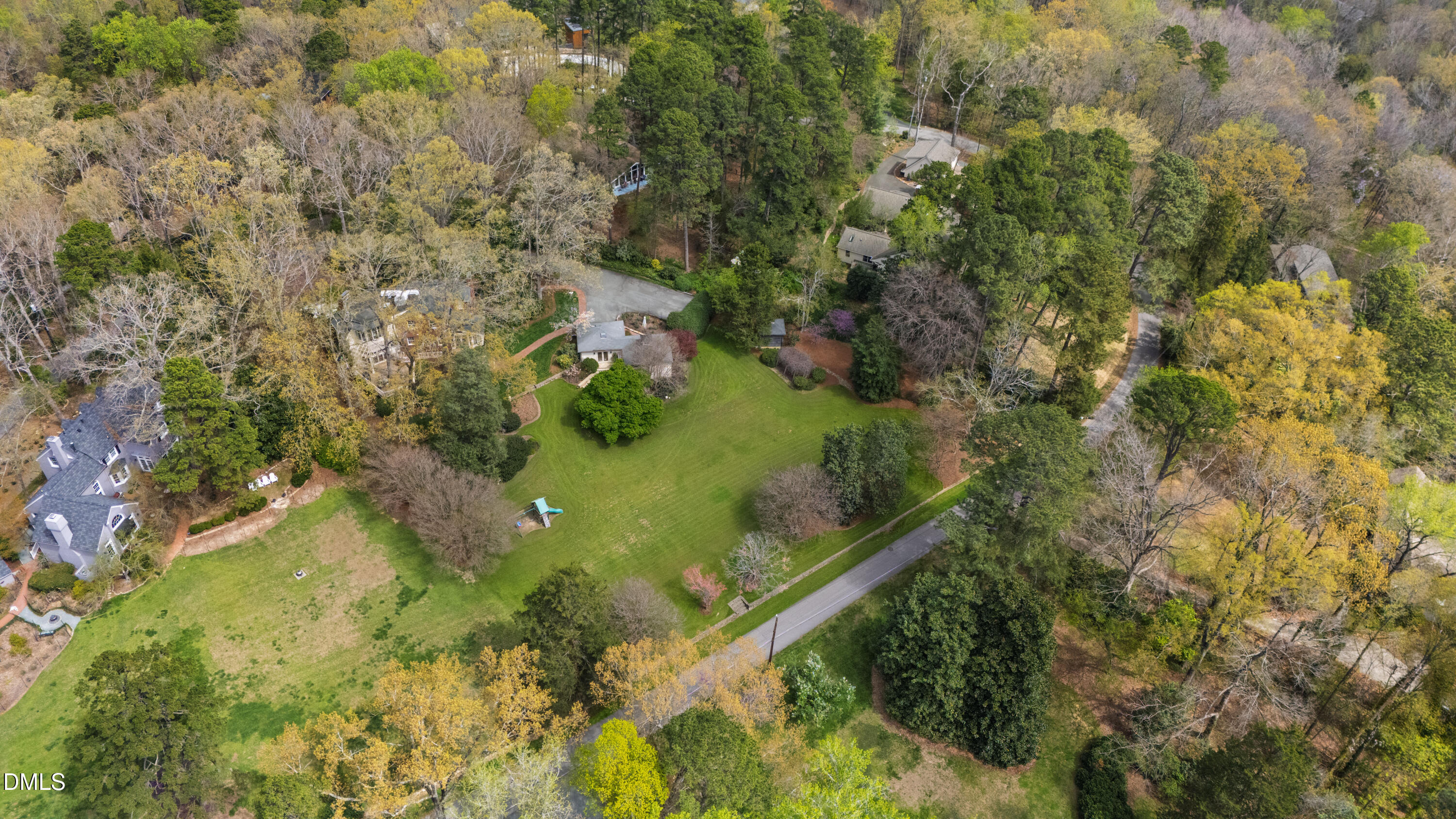 223 Hillcrest Circle