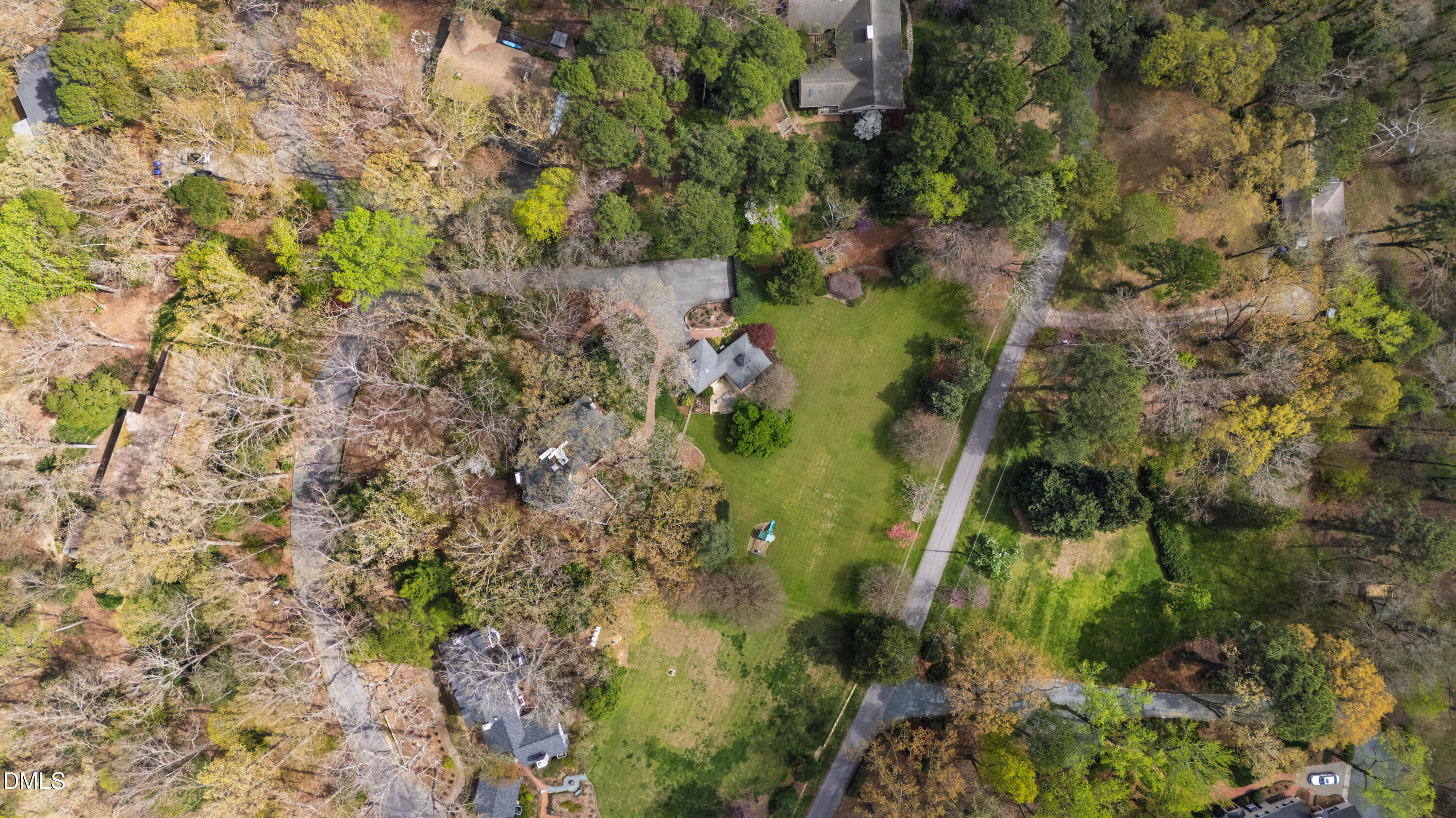 223 Hillcrest Circle