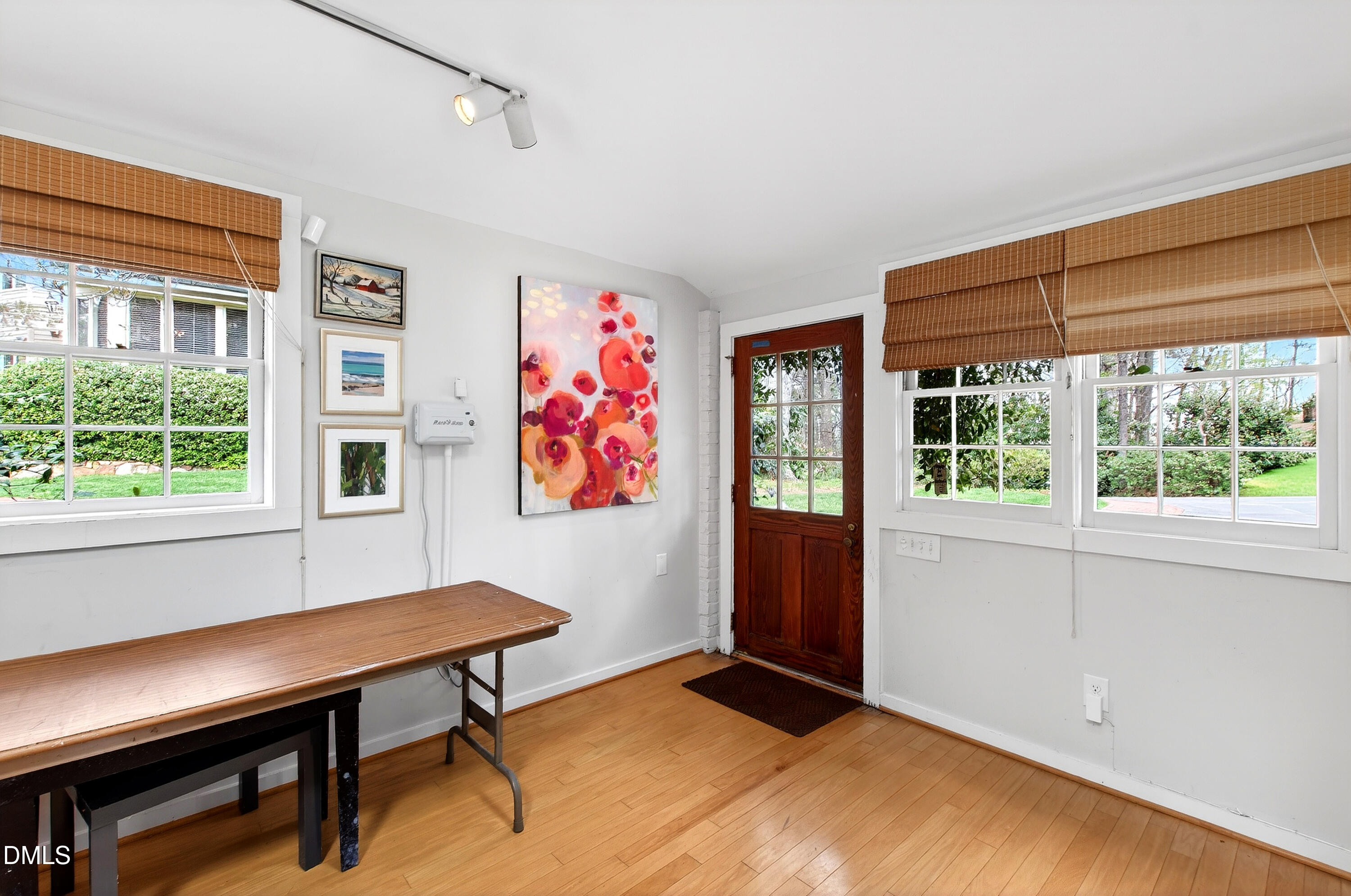 223 Hillcrest Circle