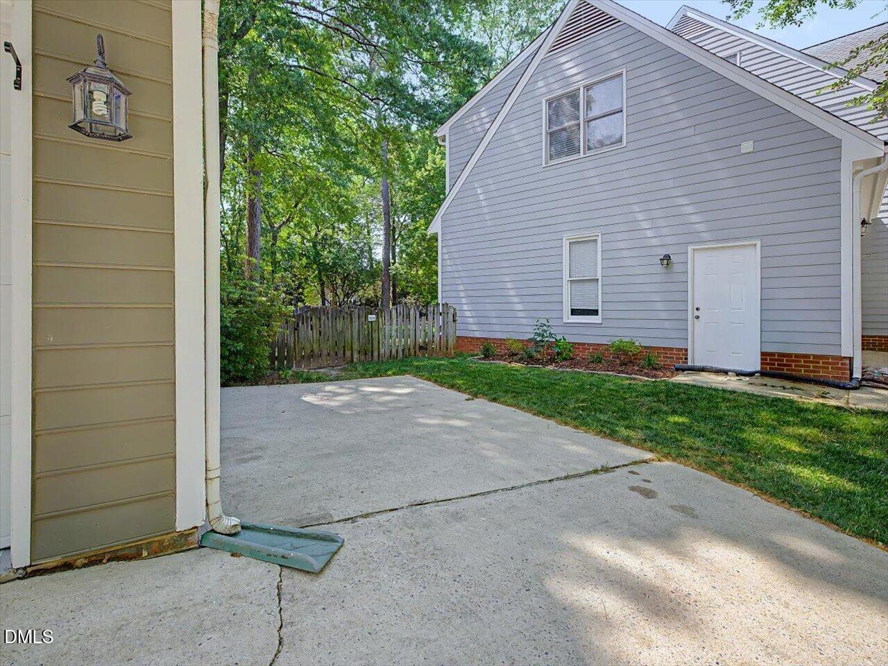 2725 Dahlgreen Road