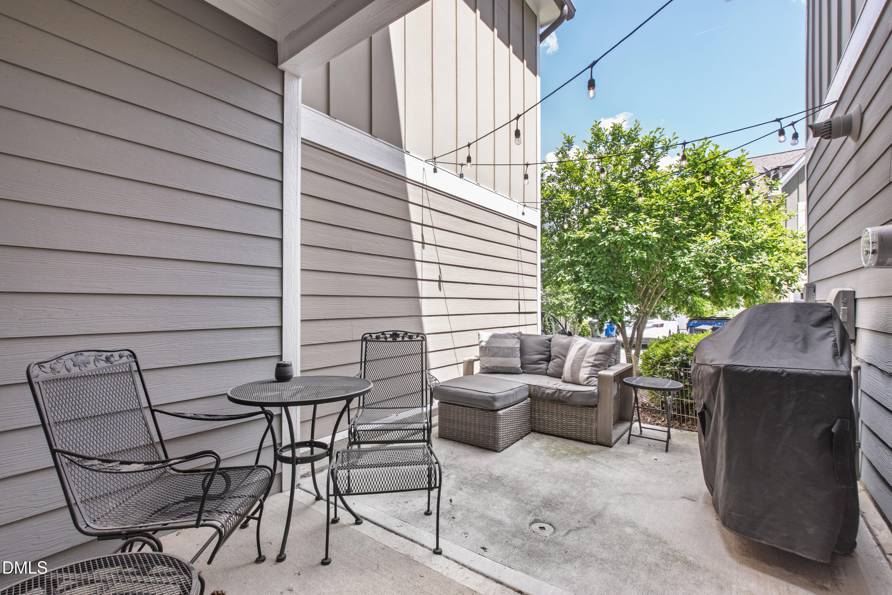 2332 Noble Road