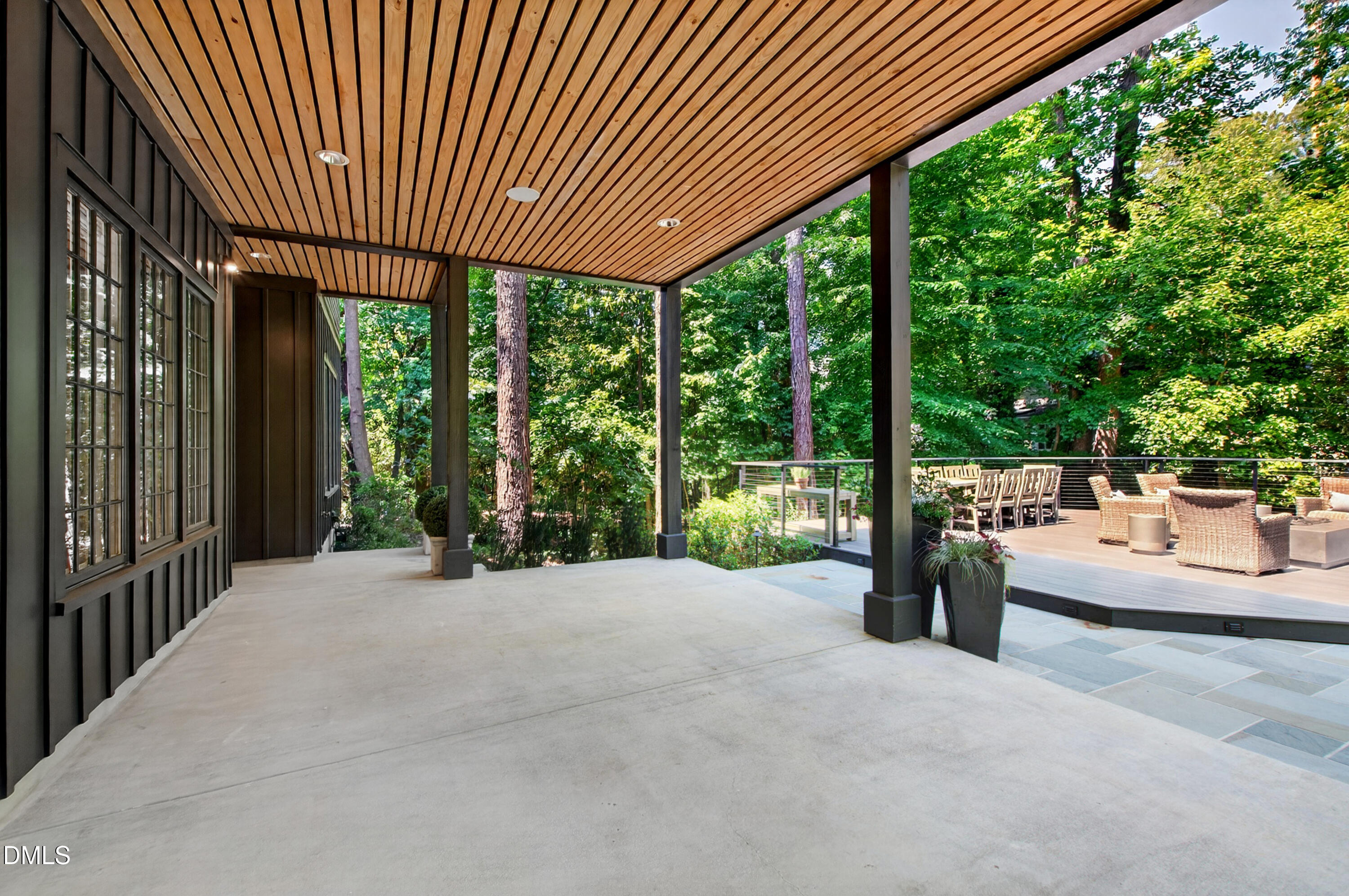 3341 Coleridge Drive