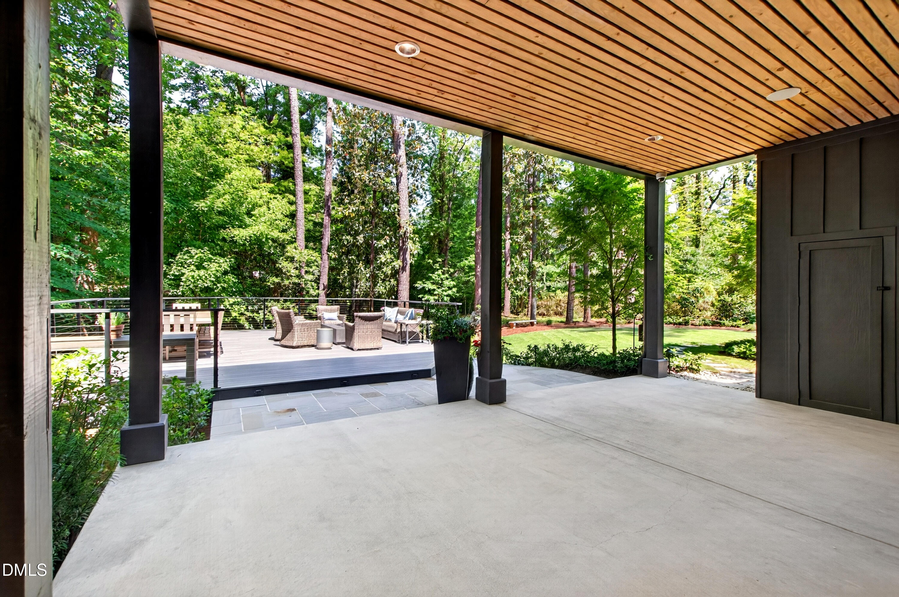 3341 Coleridge Drive