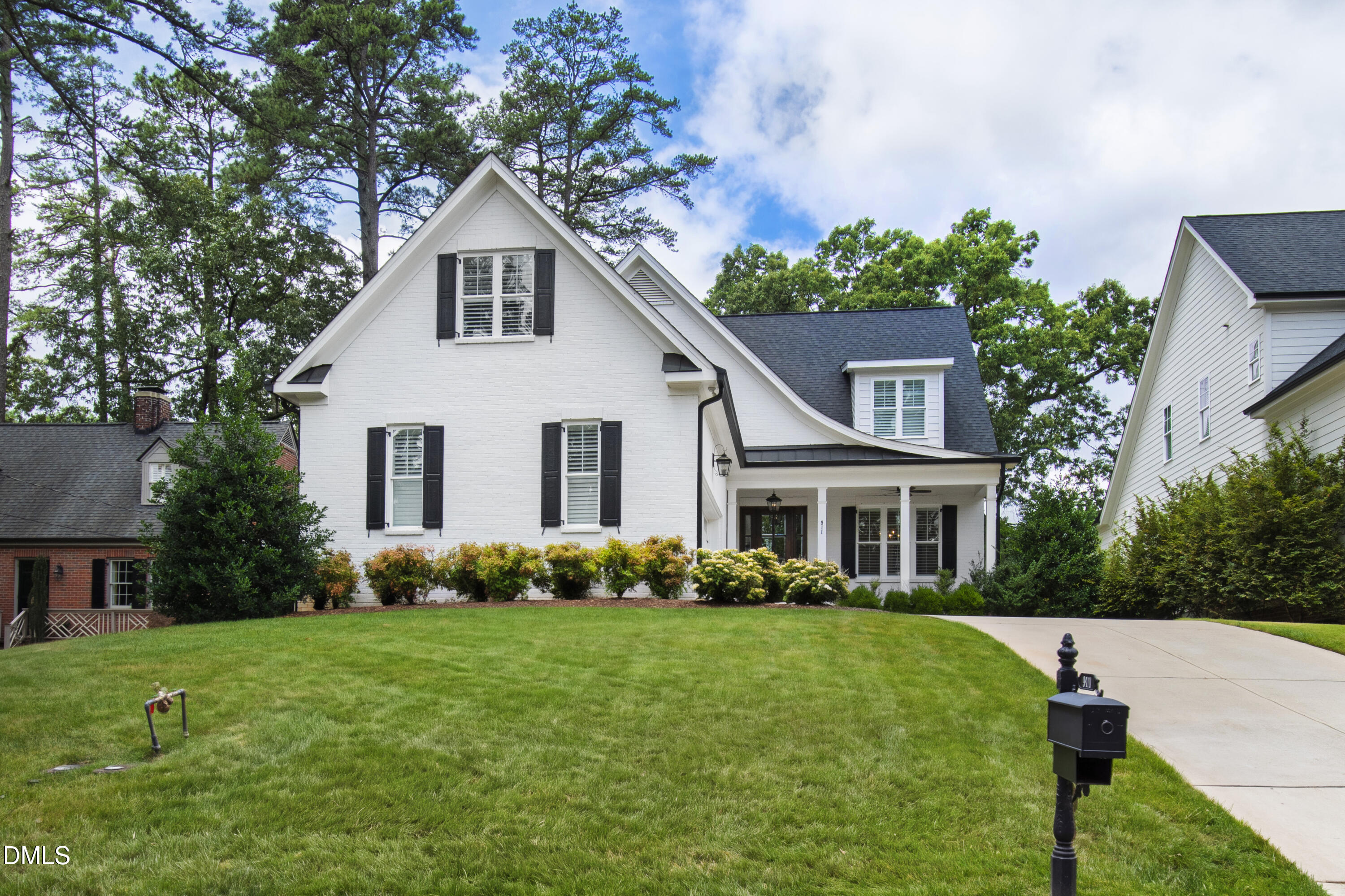 911 Canterbury Road