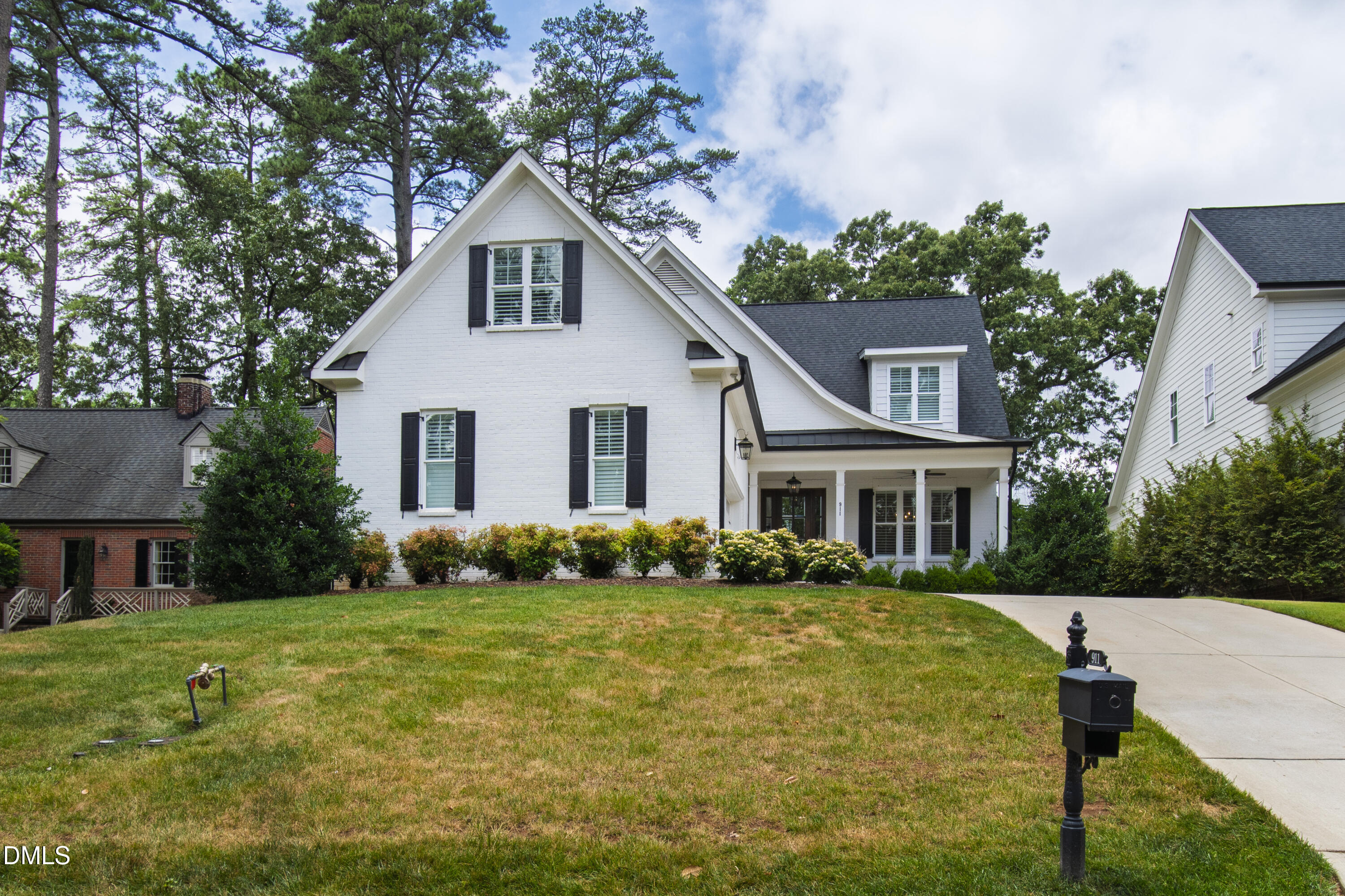 911 Canterbury Road