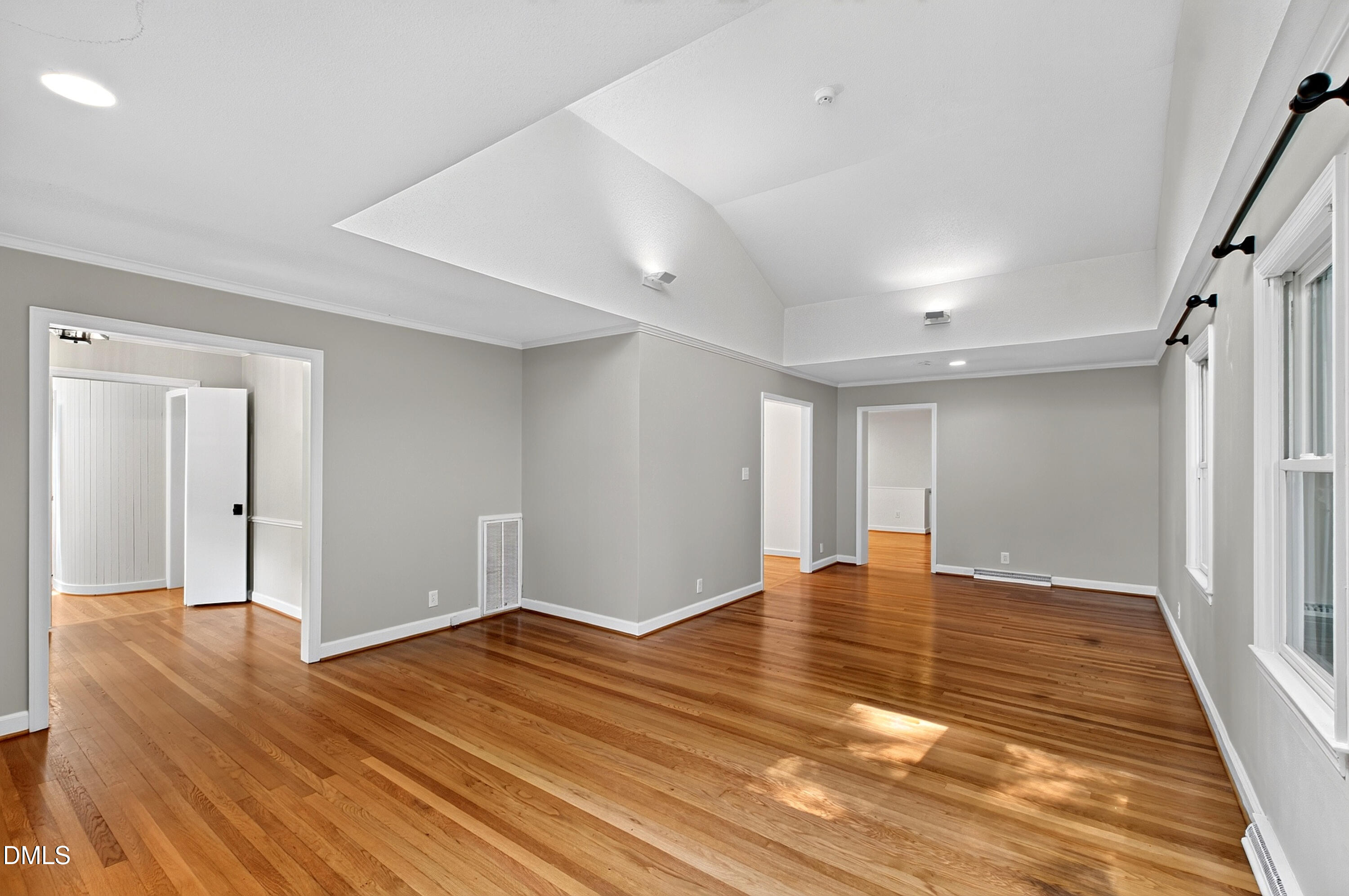 1321 Hathaway Road
