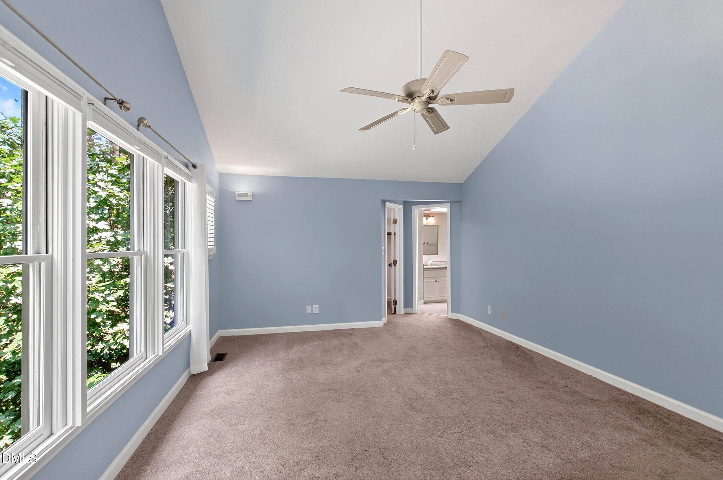 1321 Hathaway Road