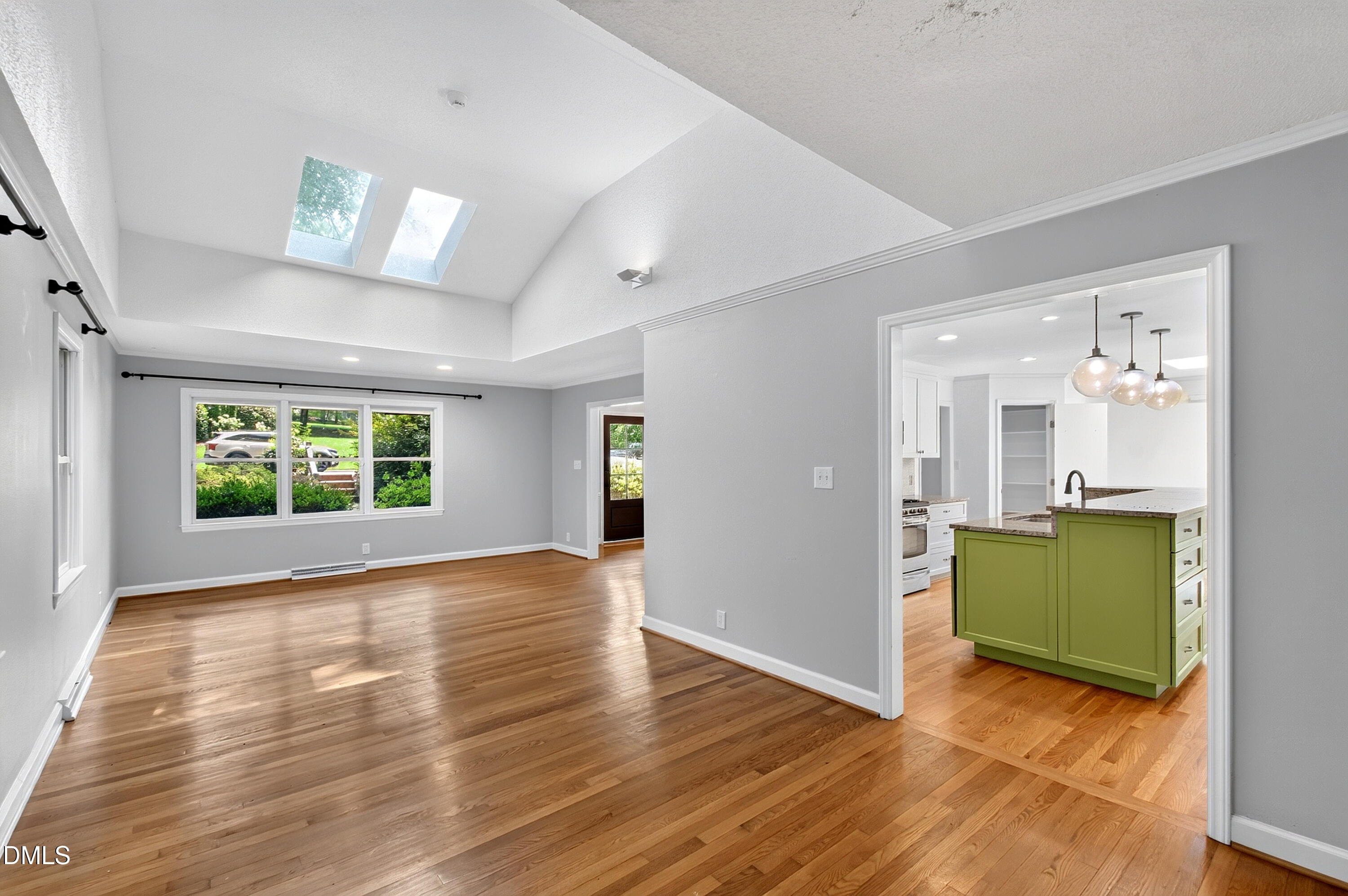 1321 Hathaway Road