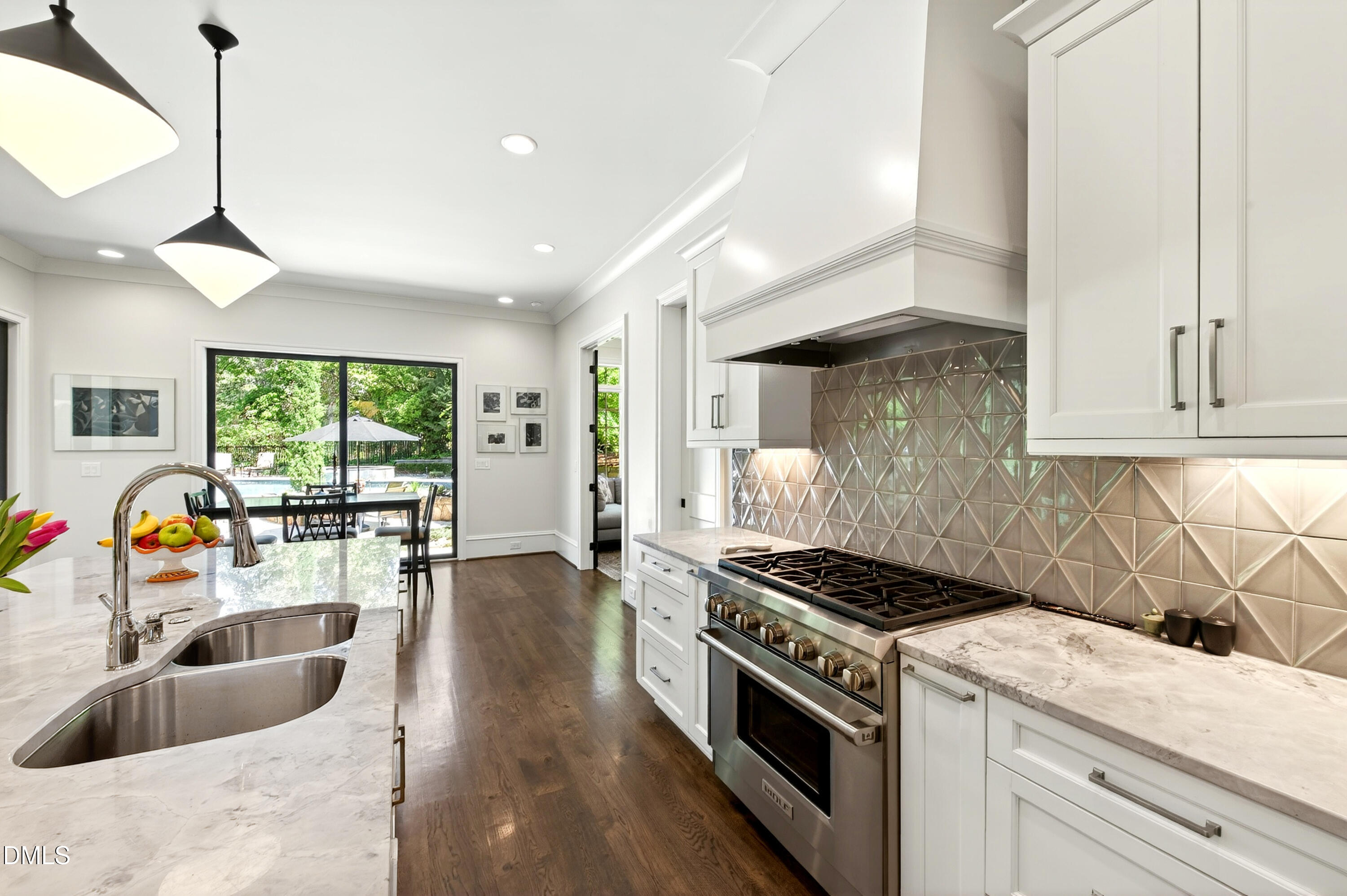 1817 Hunting Ridge Road