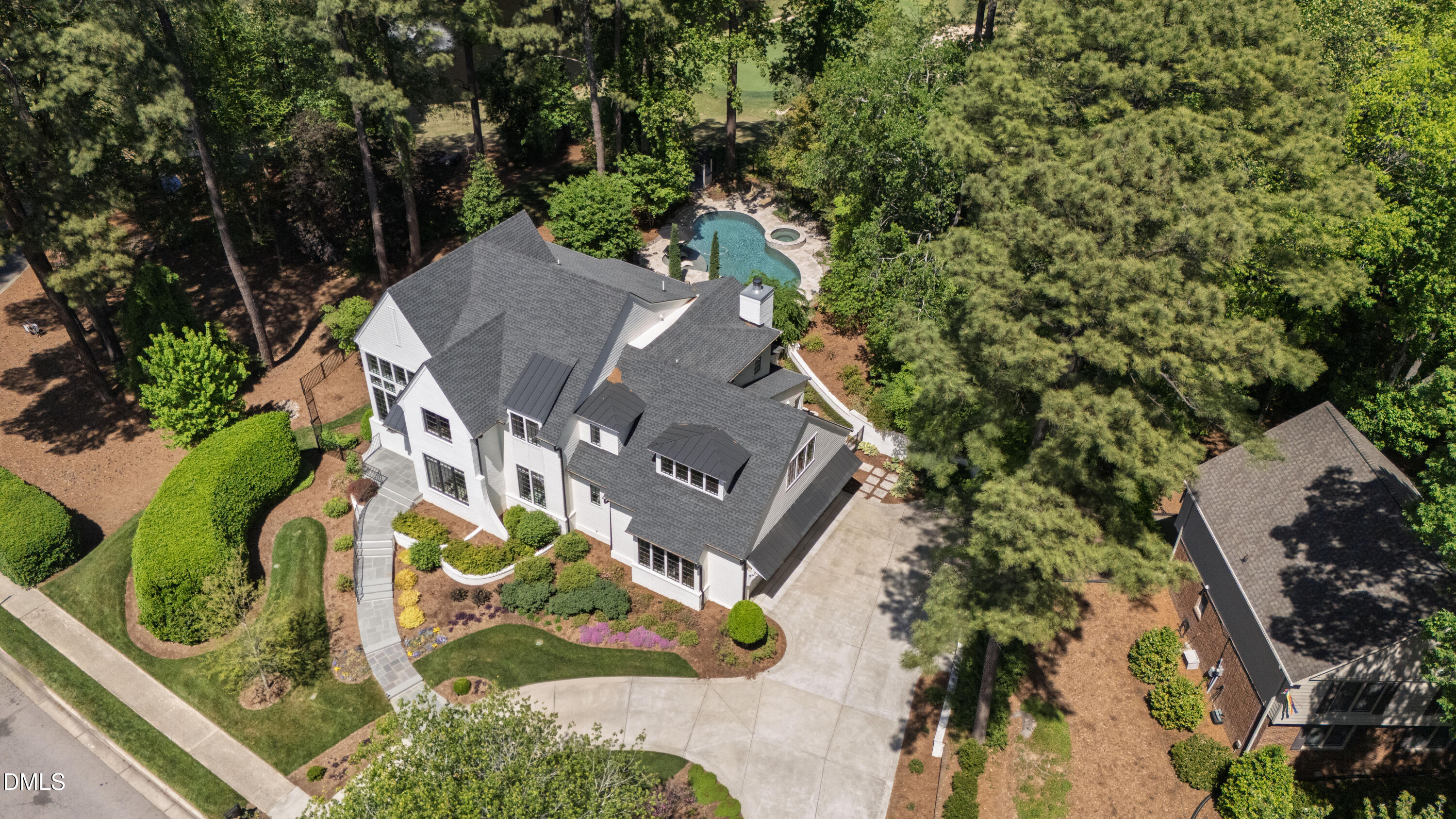 1817 Hunting Ridge Road
