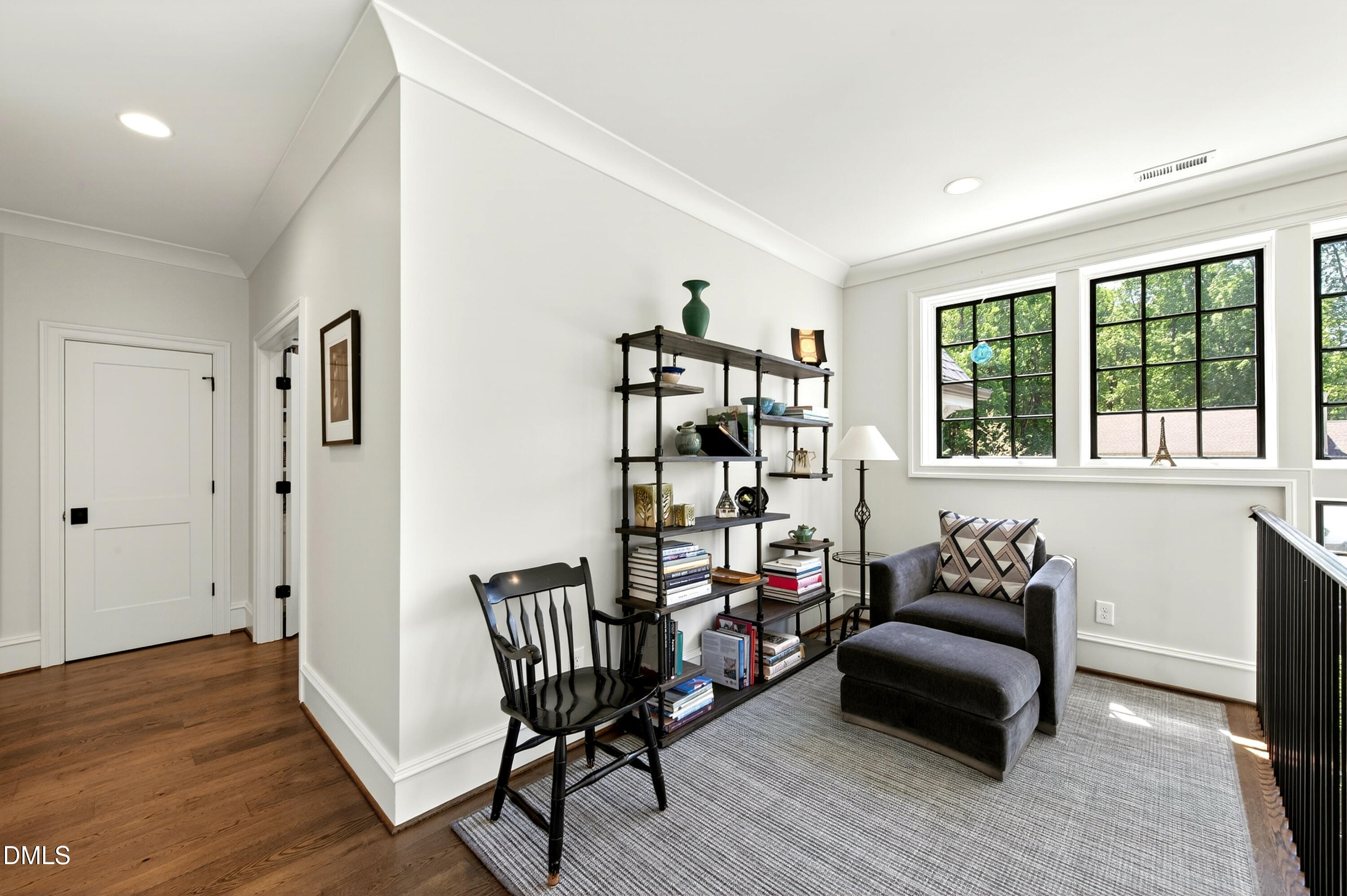 1817 Hunting Ridge Road