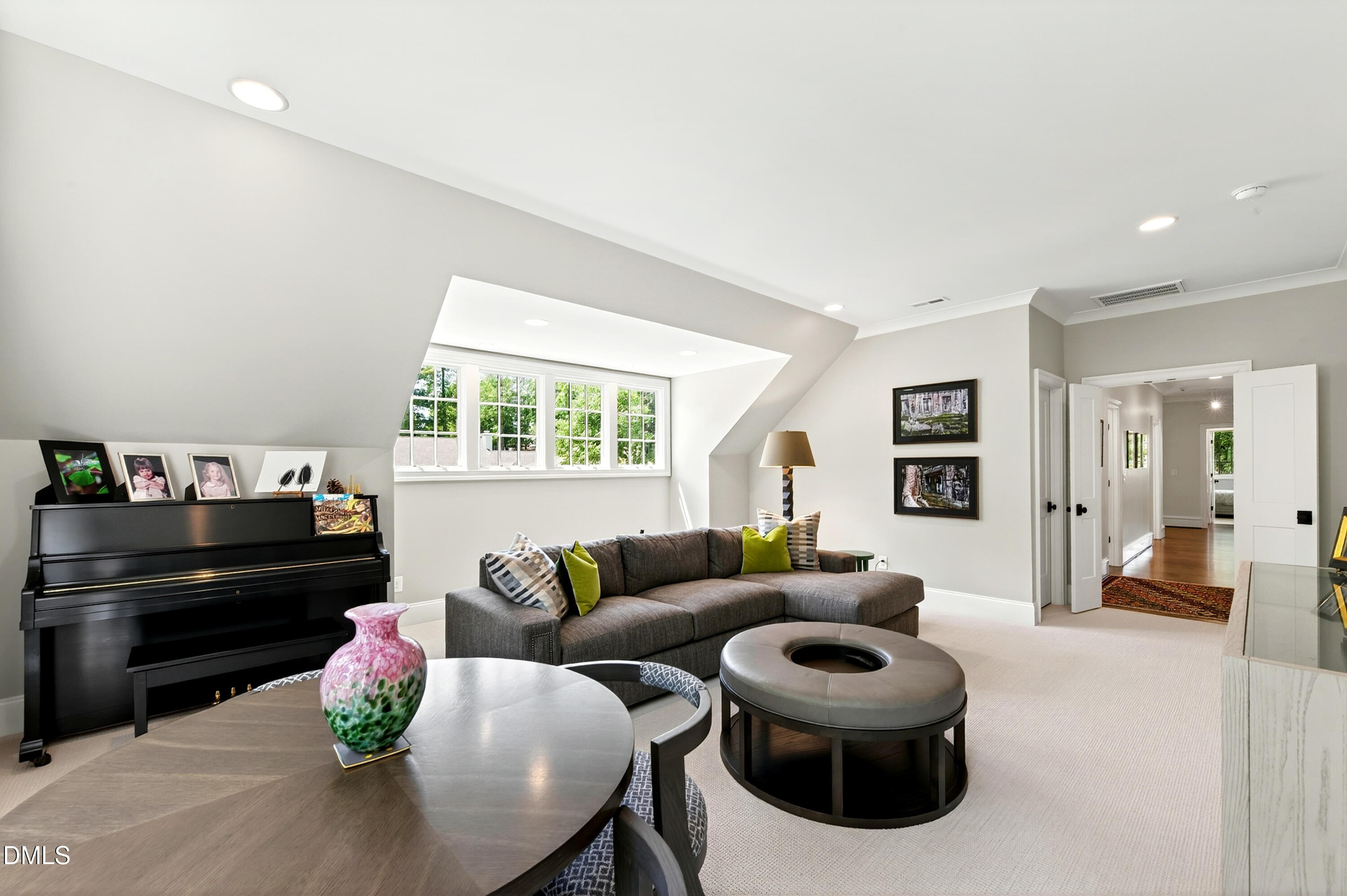 1817 Hunting Ridge Road