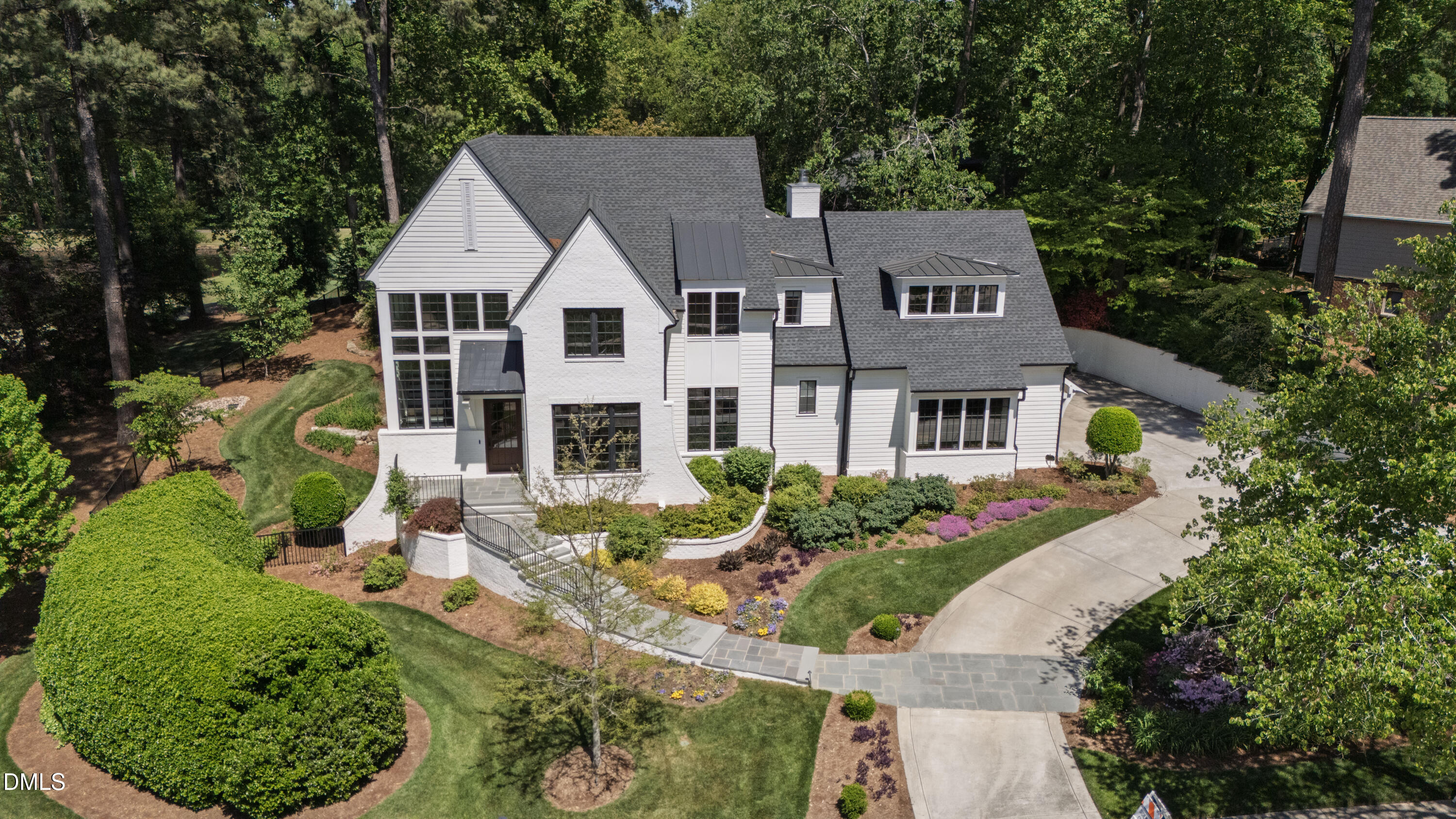 1817 Hunting Ridge Road