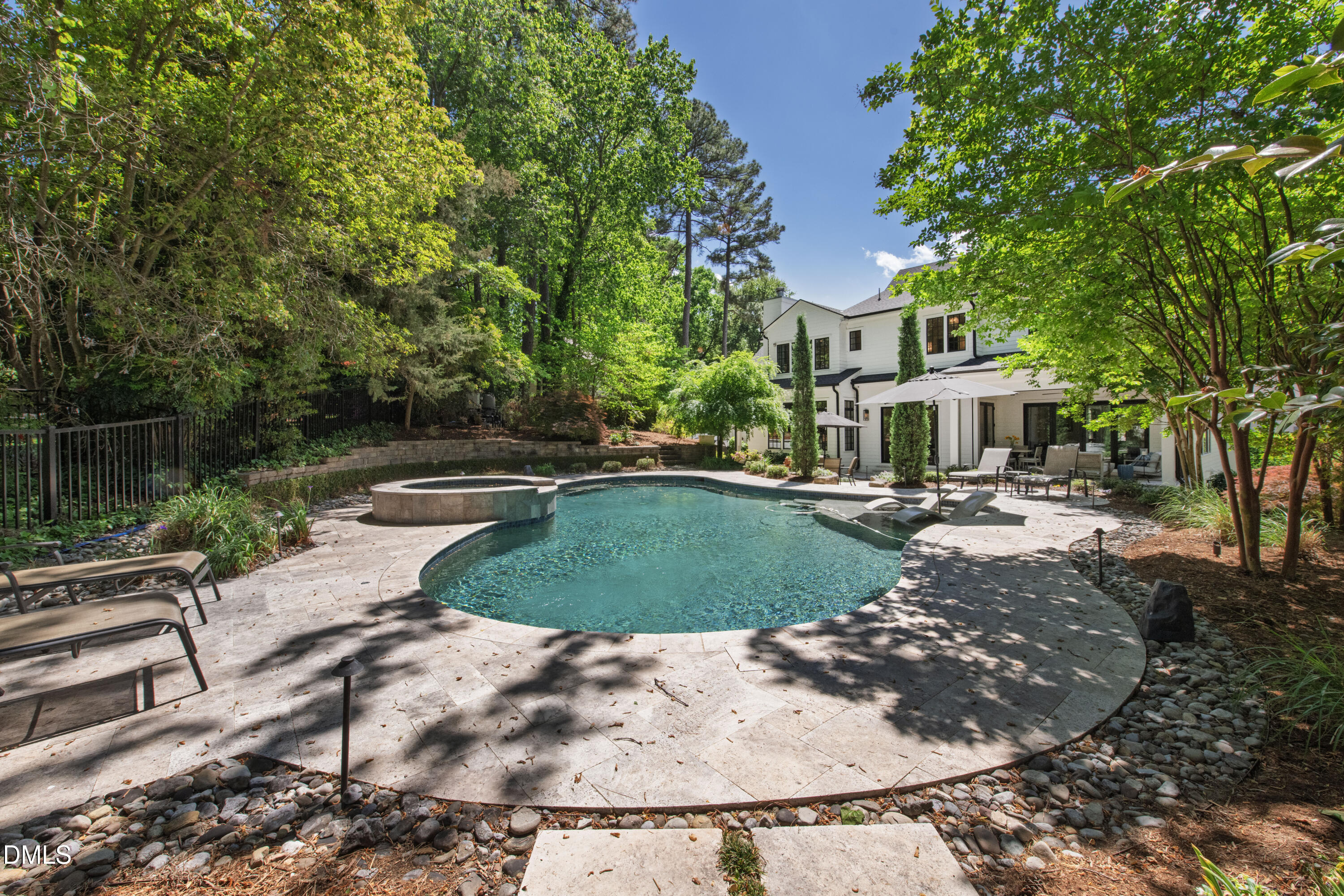 1817 Hunting Ridge Road